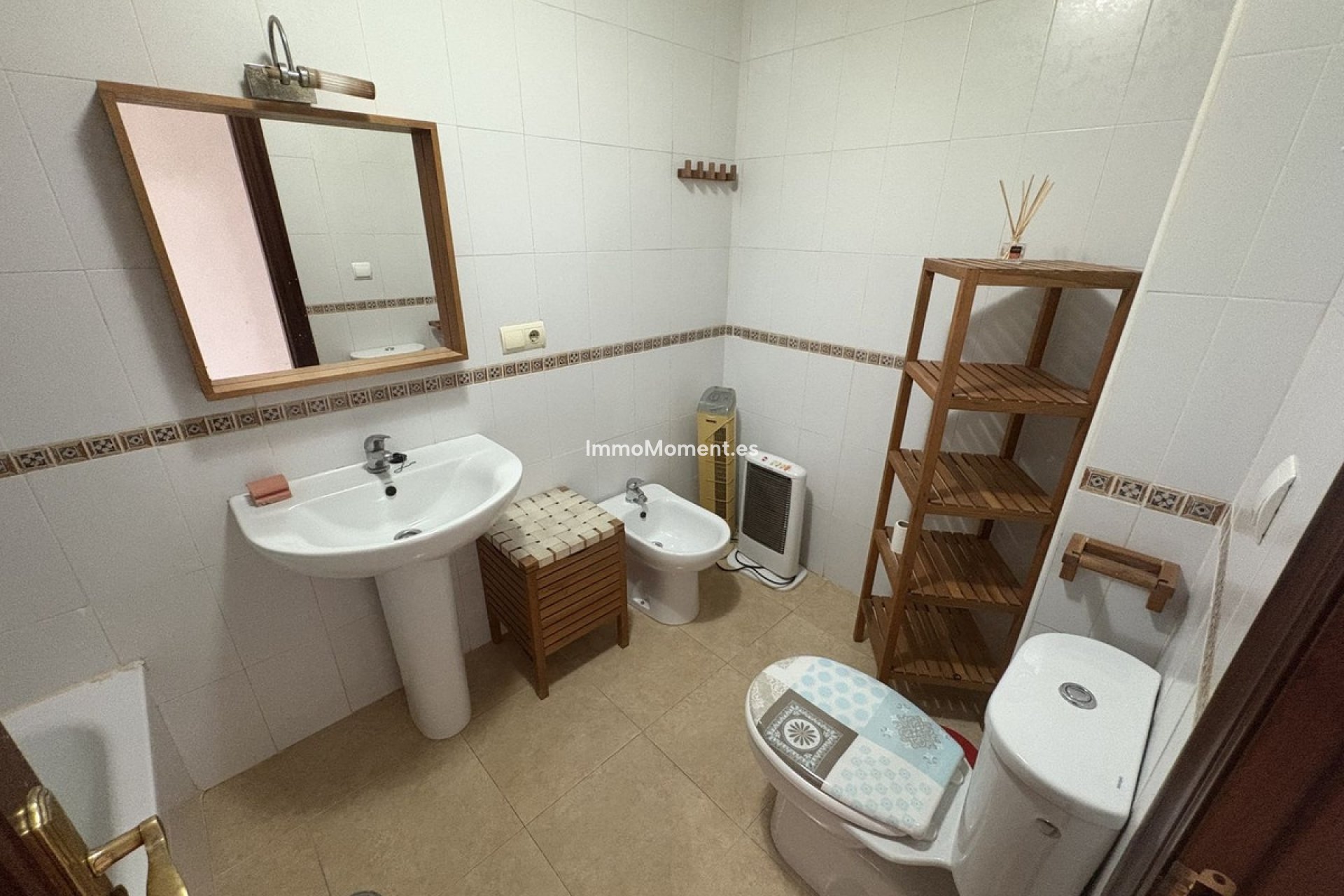 Resale - Apartment - Inland  - Alhaurín el Grande Centro