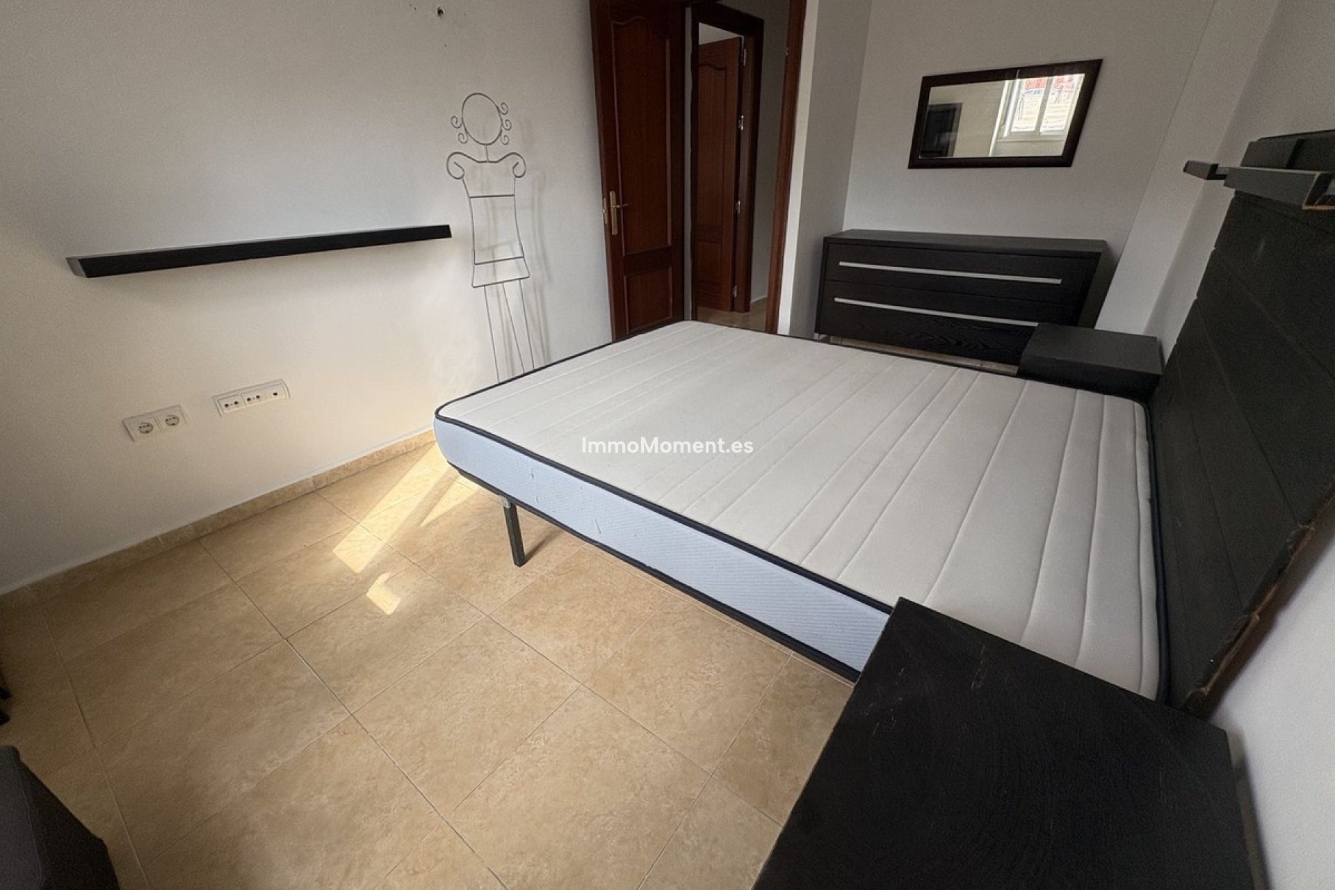 Resale - Apartment - Inland  - Alhaurín el Grande Centro