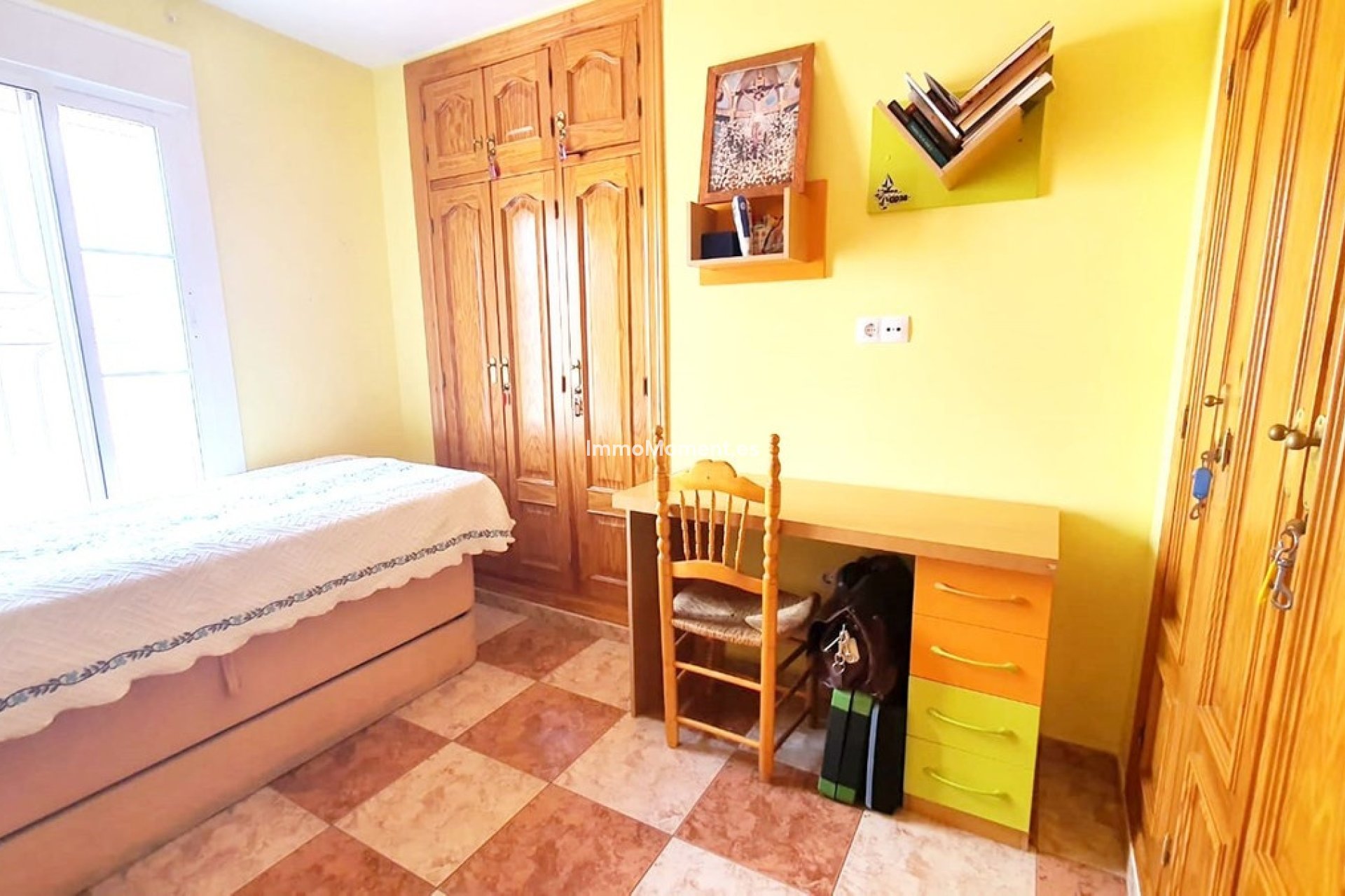 Resale - Apartment - Inland  - Alhaurín el Grande Centro