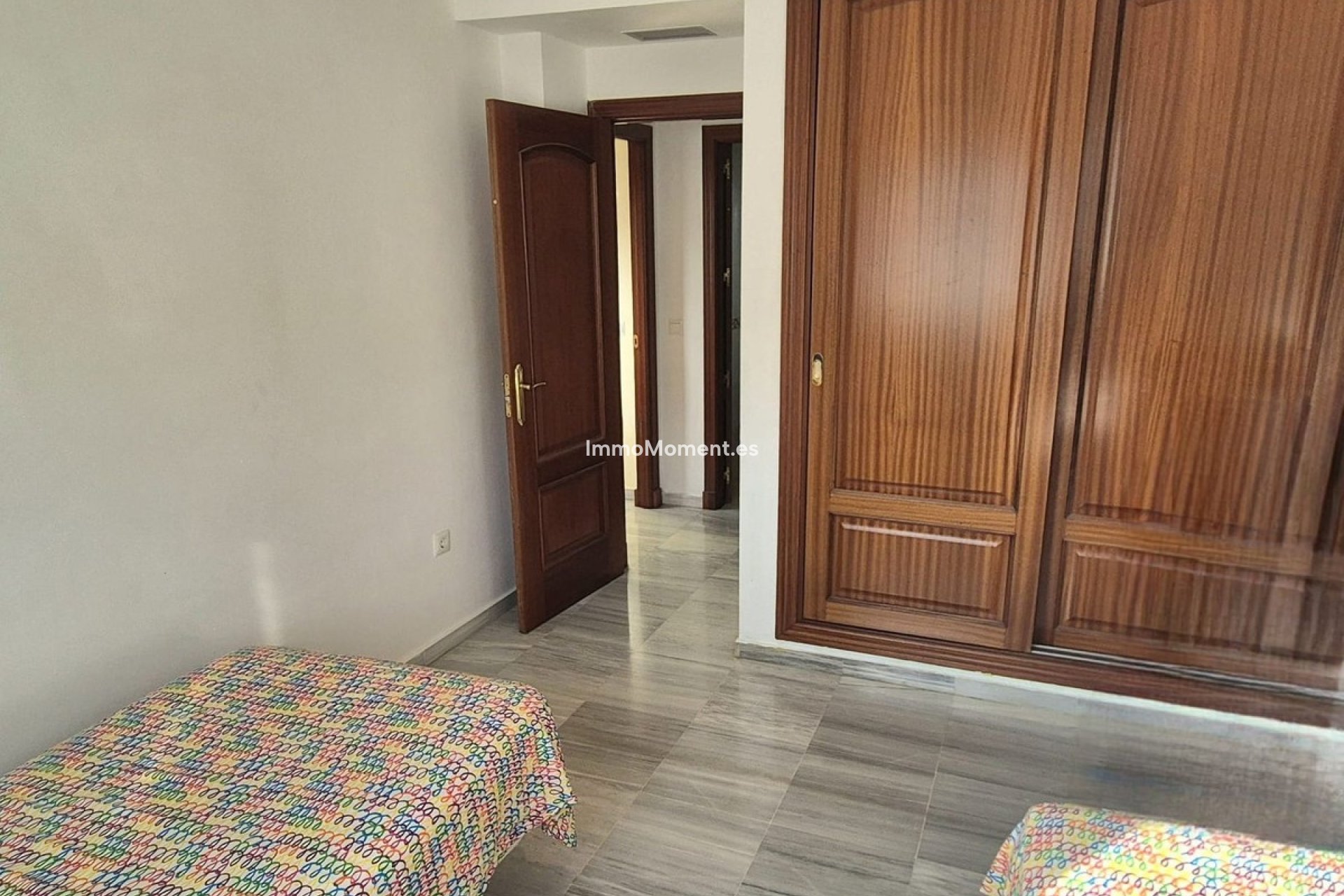 Resale - Apartment - Inland  - Alhaurín Golf