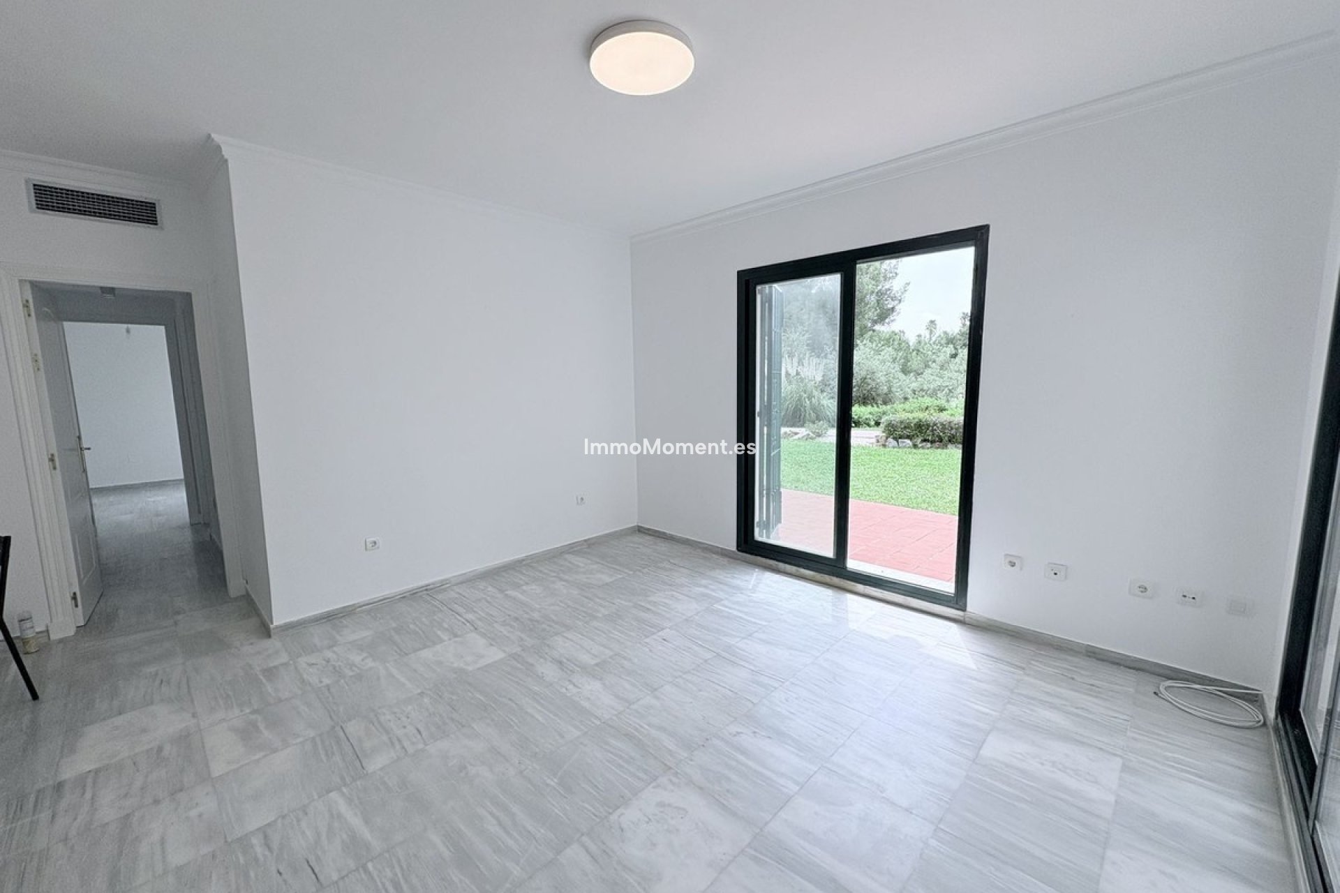 Resale - Apartment - Inland  - Alhaurín Golf