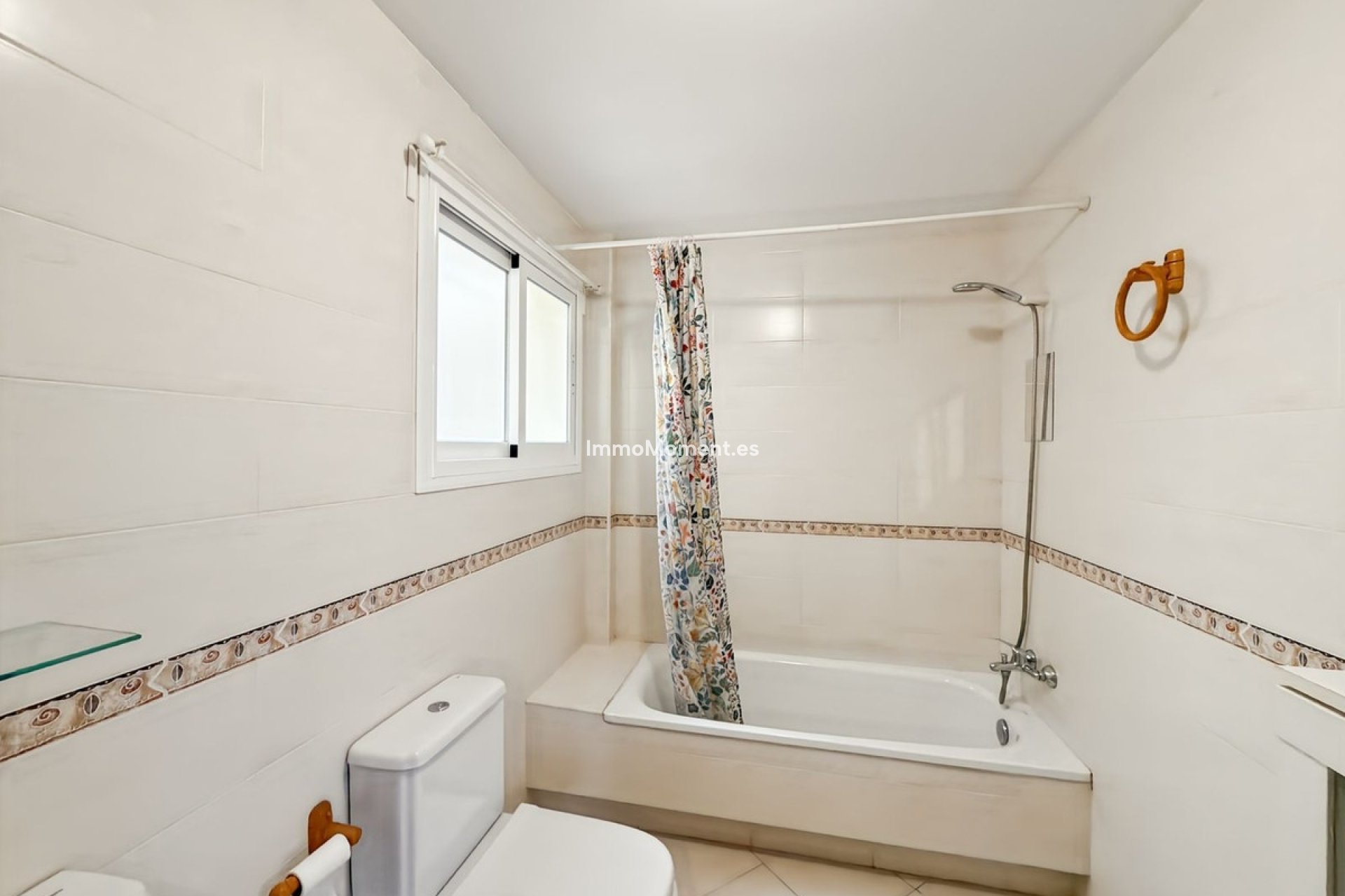 Resale - Apartment - Inland  - Almogía