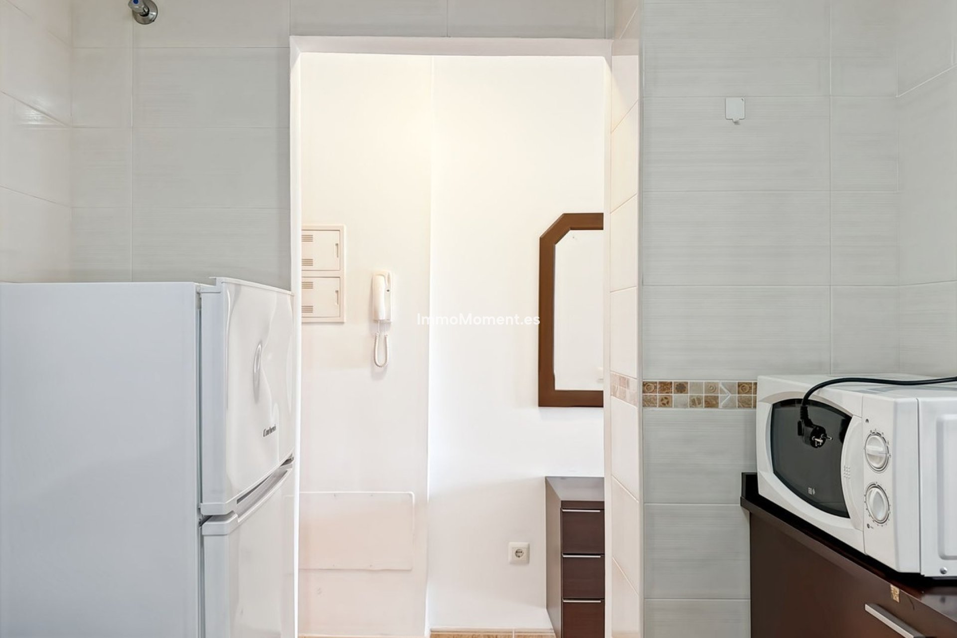 Resale - Apartment - Inland  - Almogía