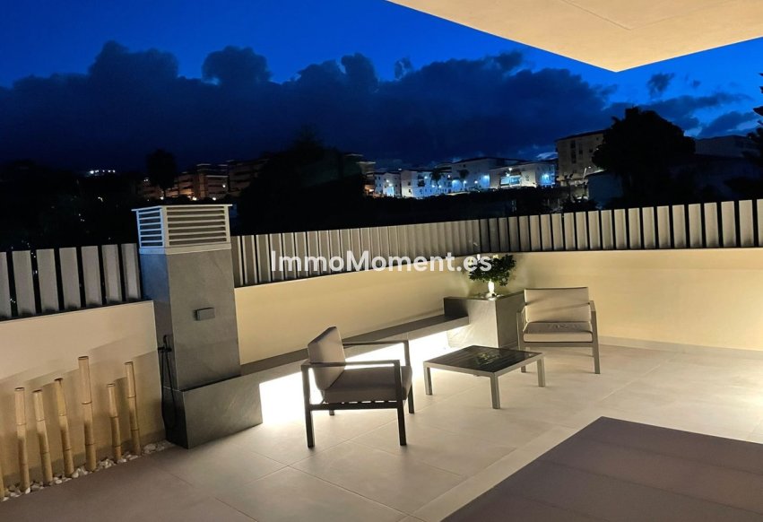 Resale - Apartment - Inland  - Coín