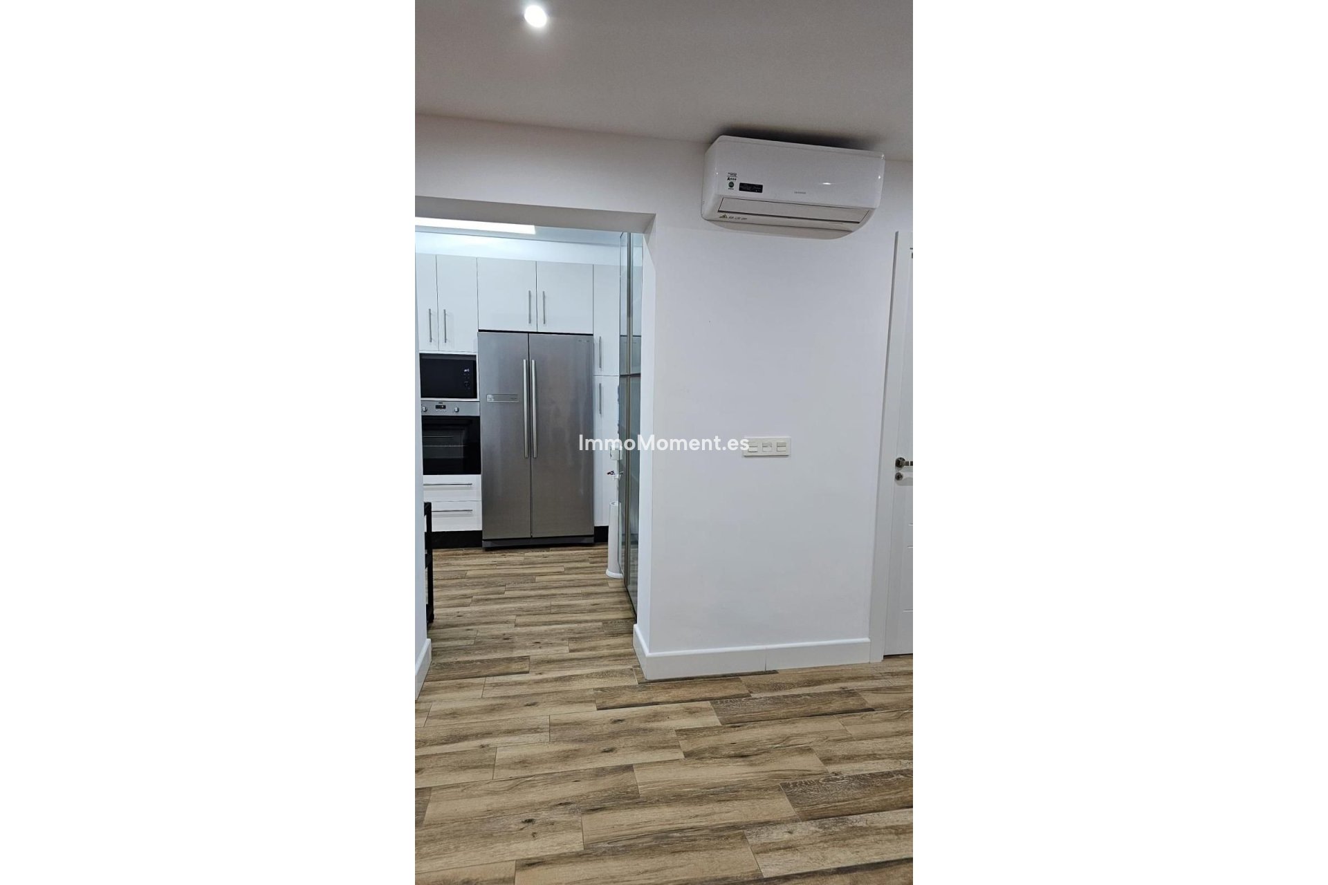 Resale - Apartment - Inland  - Coín