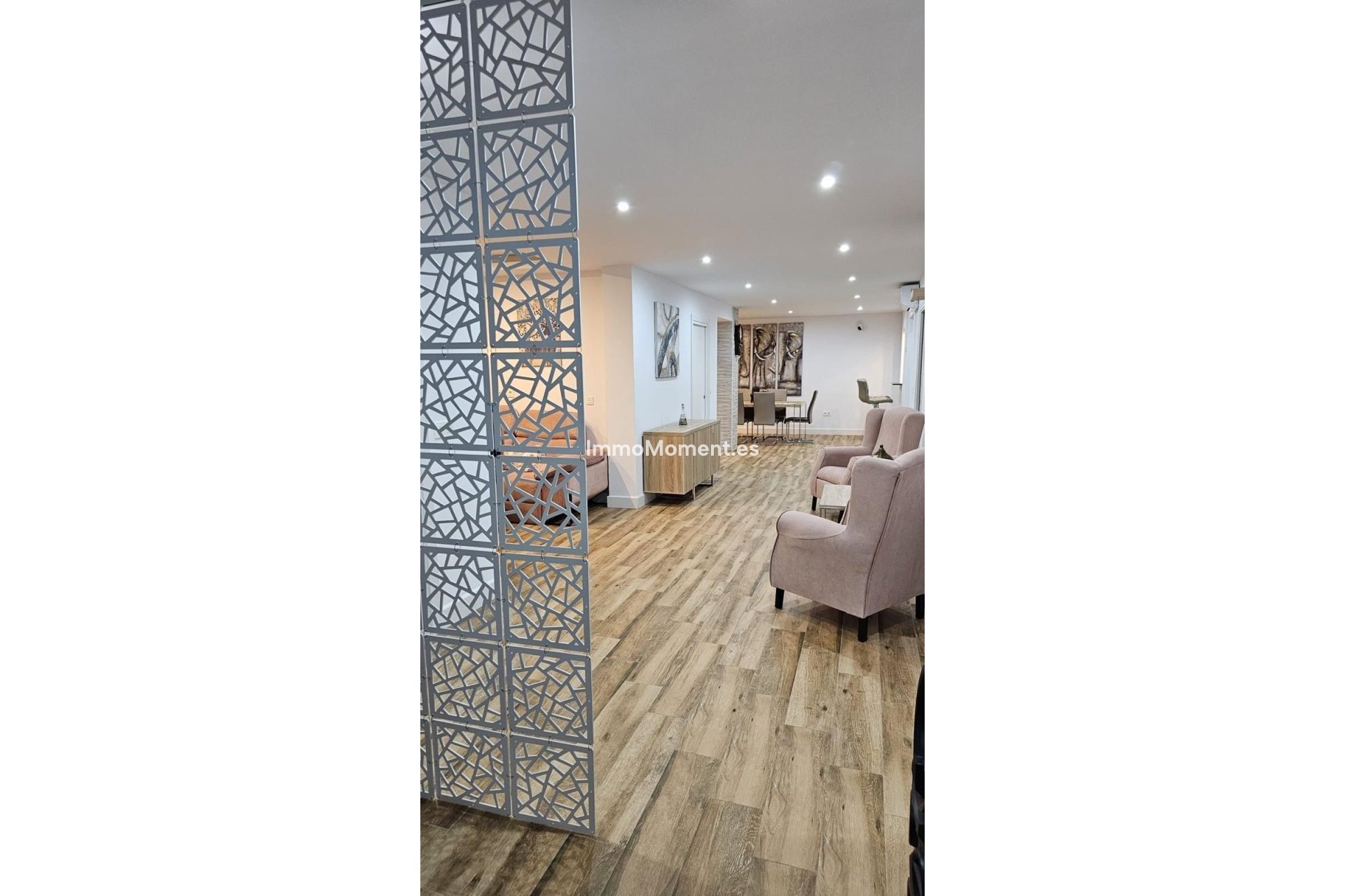 Resale - Apartment - Inland  - Coín