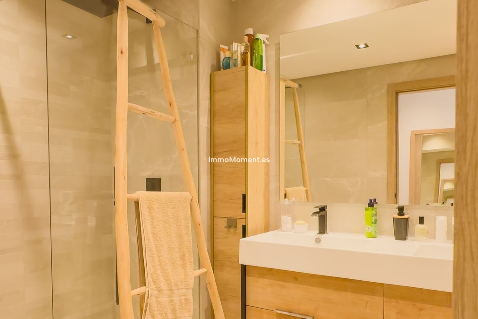 Resale - Apartment - Inland  - Istán