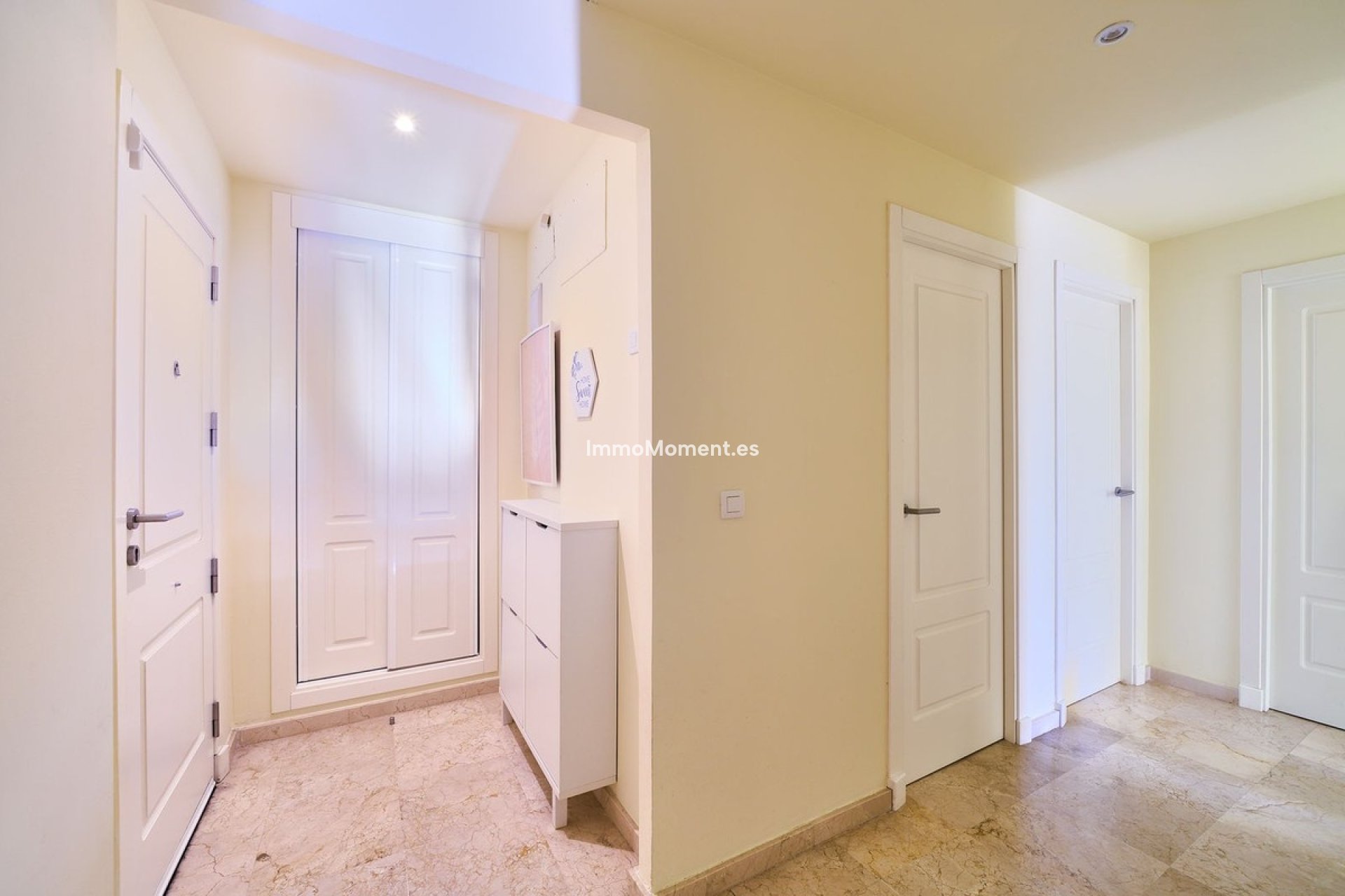 Resale - Apartment - Inland  - Istán