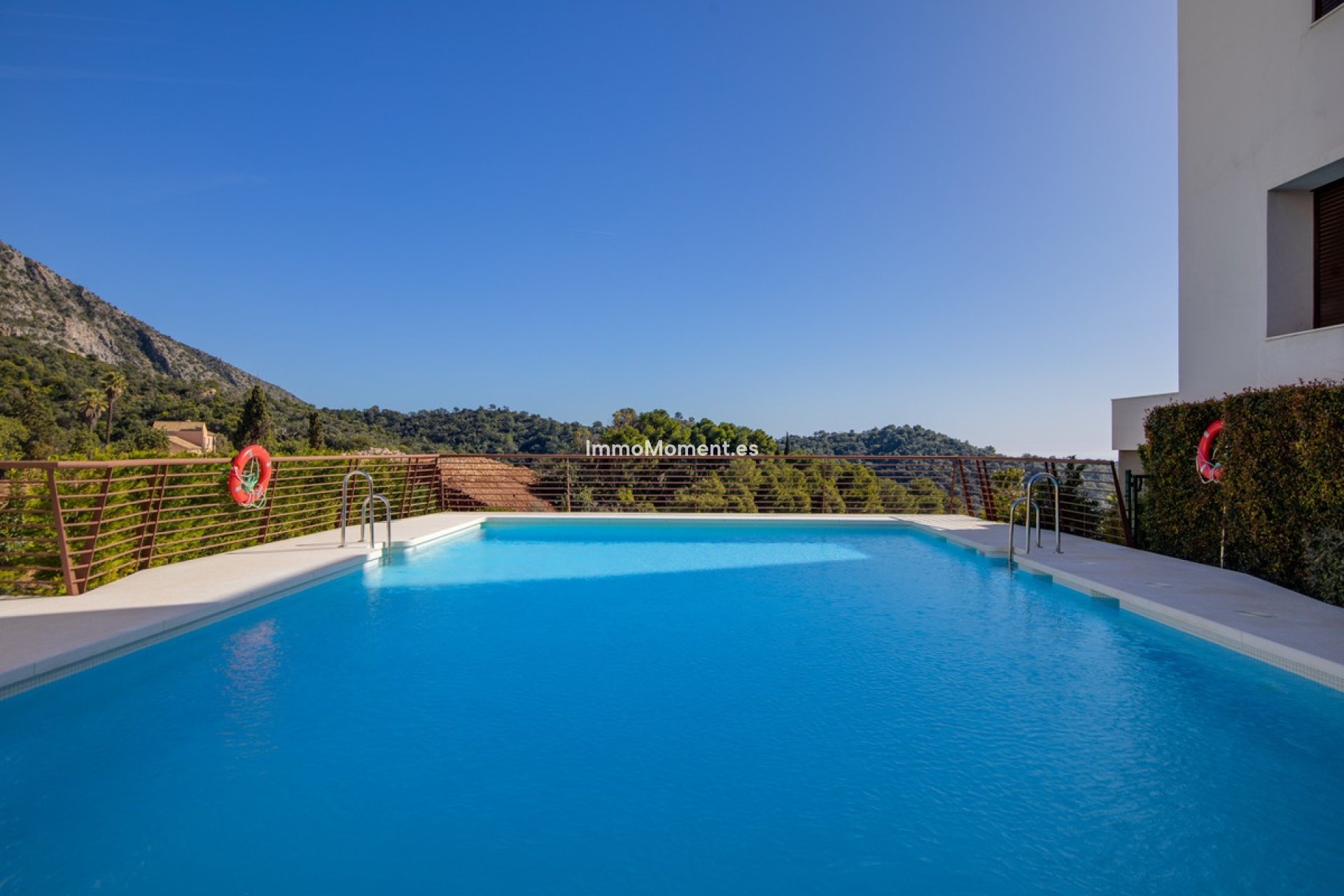 Resale - Apartment - Inland  - Istán