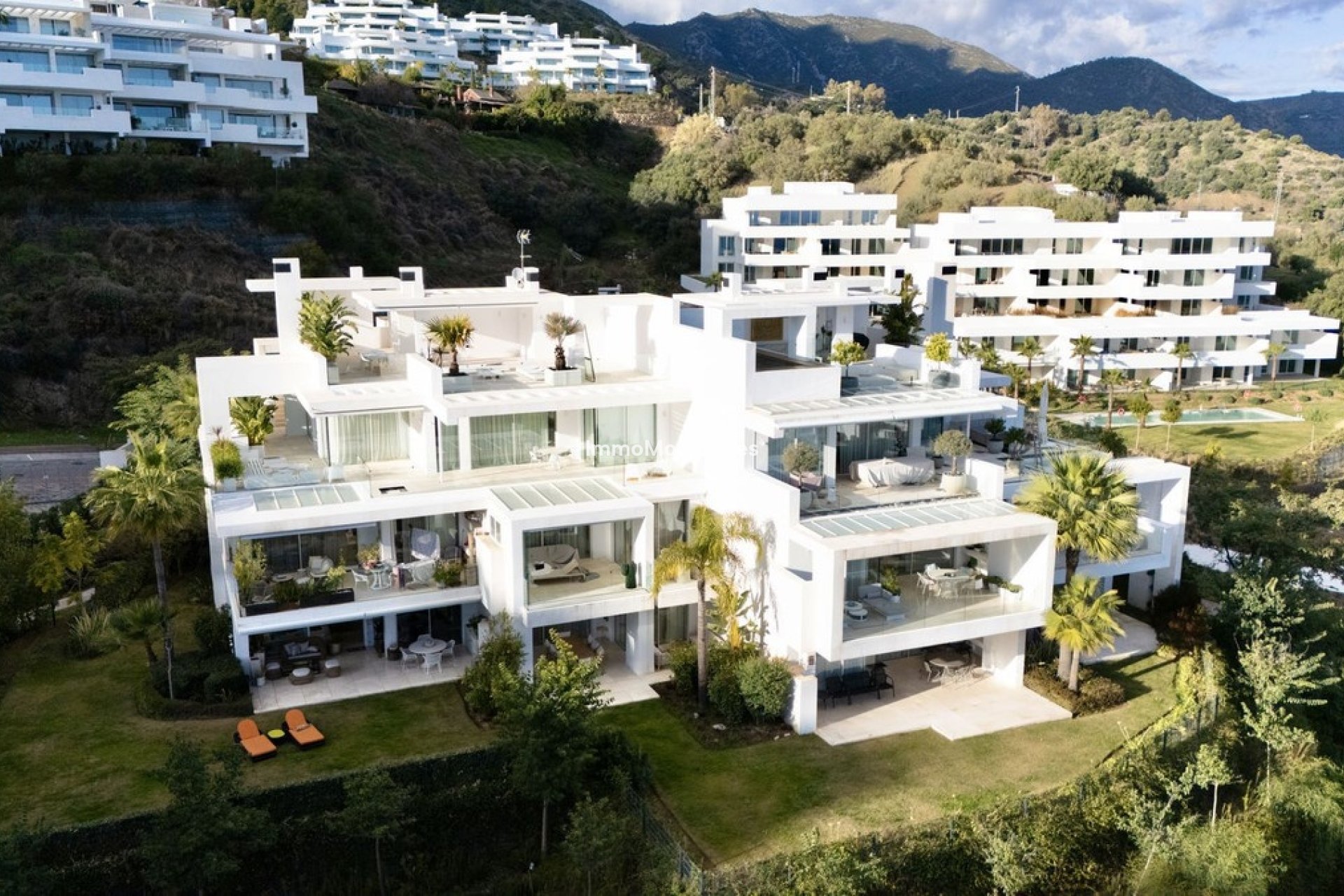 Resale - Apartment - Inland  - Ojén