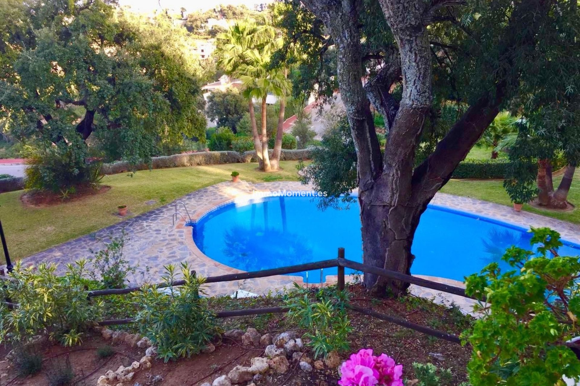 Resale - Apartment - Inland  - Ojén