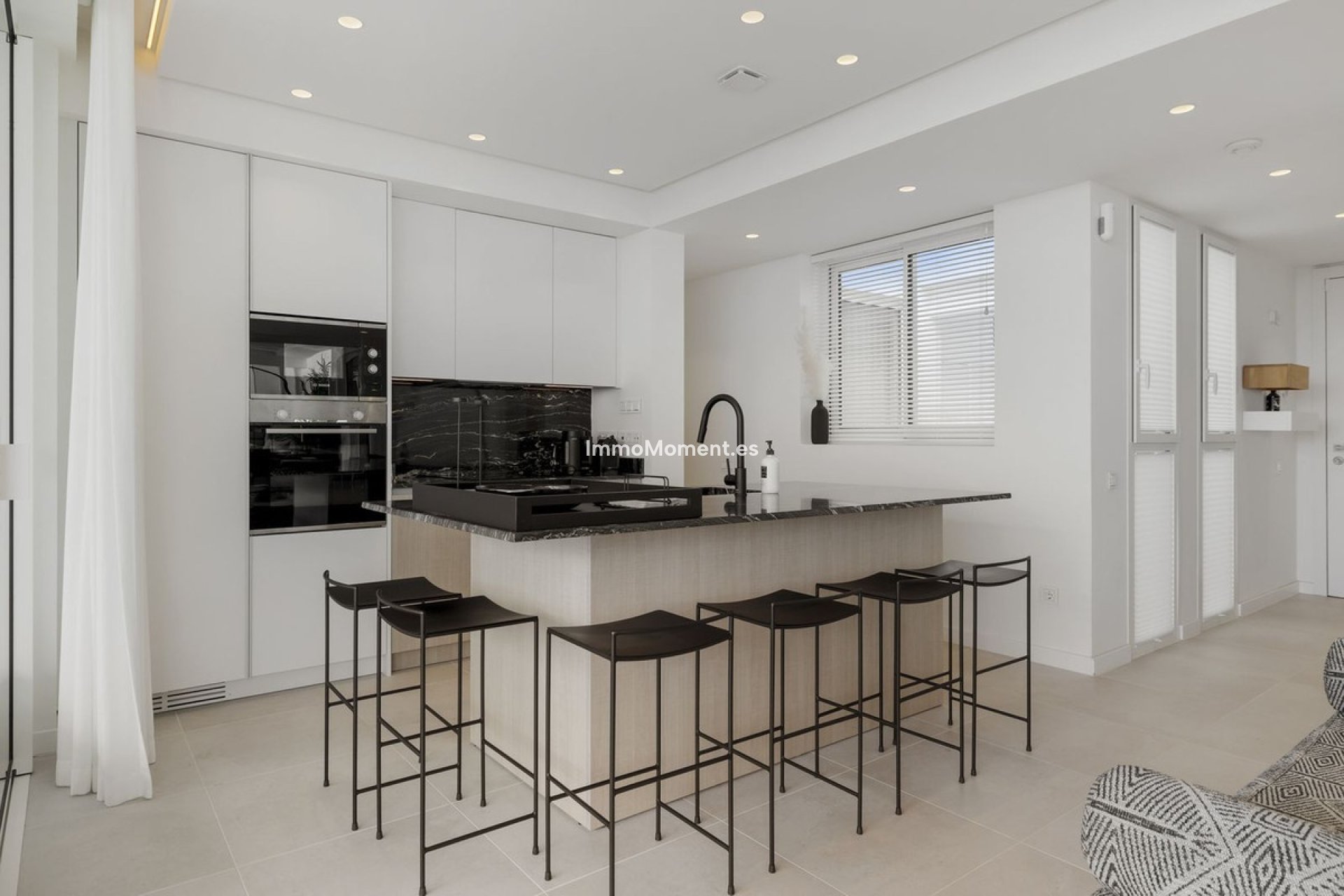 Resale - Apartment - Inland  - Ojén