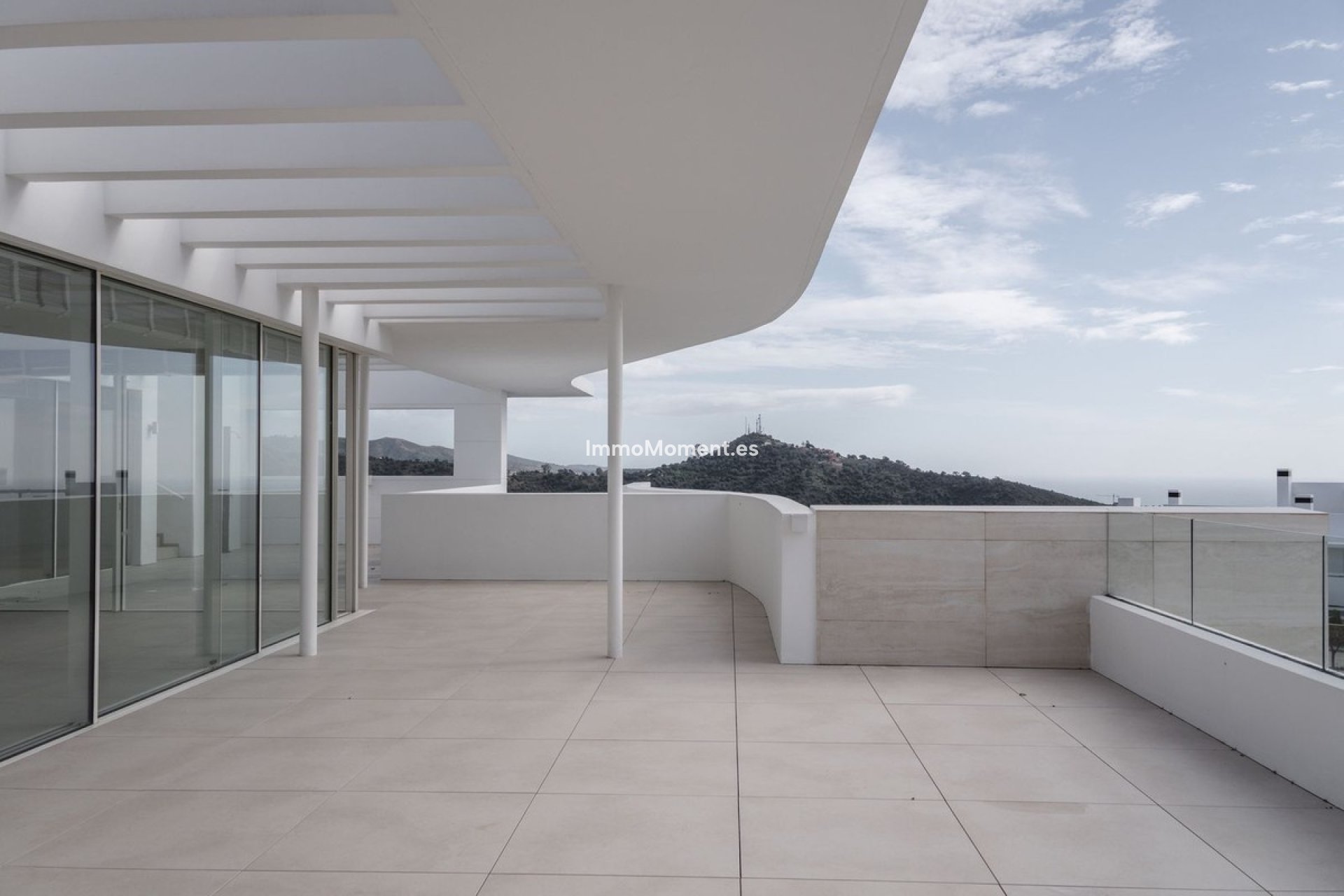 Resale - Apartment - Inland  - Ojén