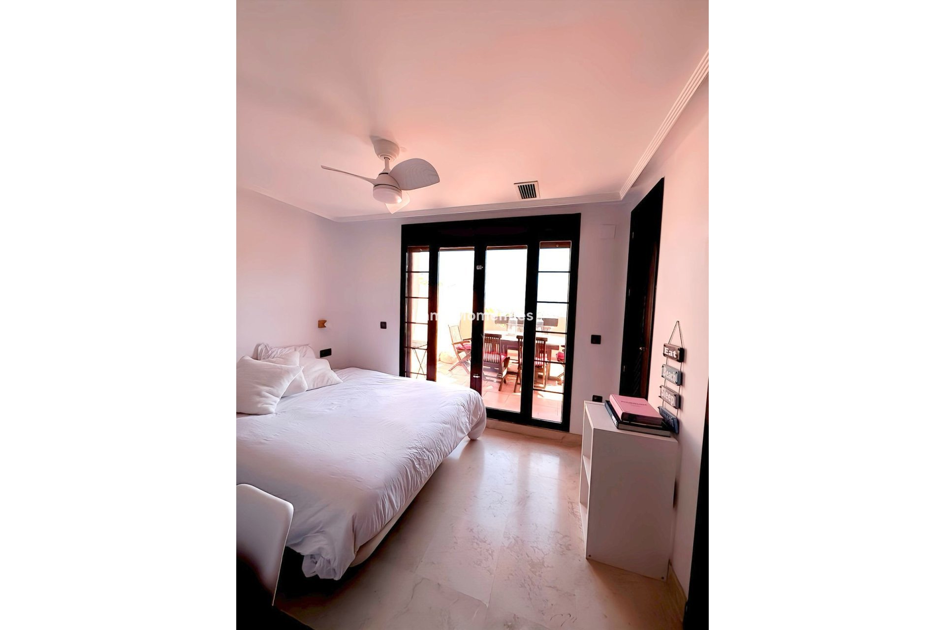 Resale - Apartment - Inland  - Ojén