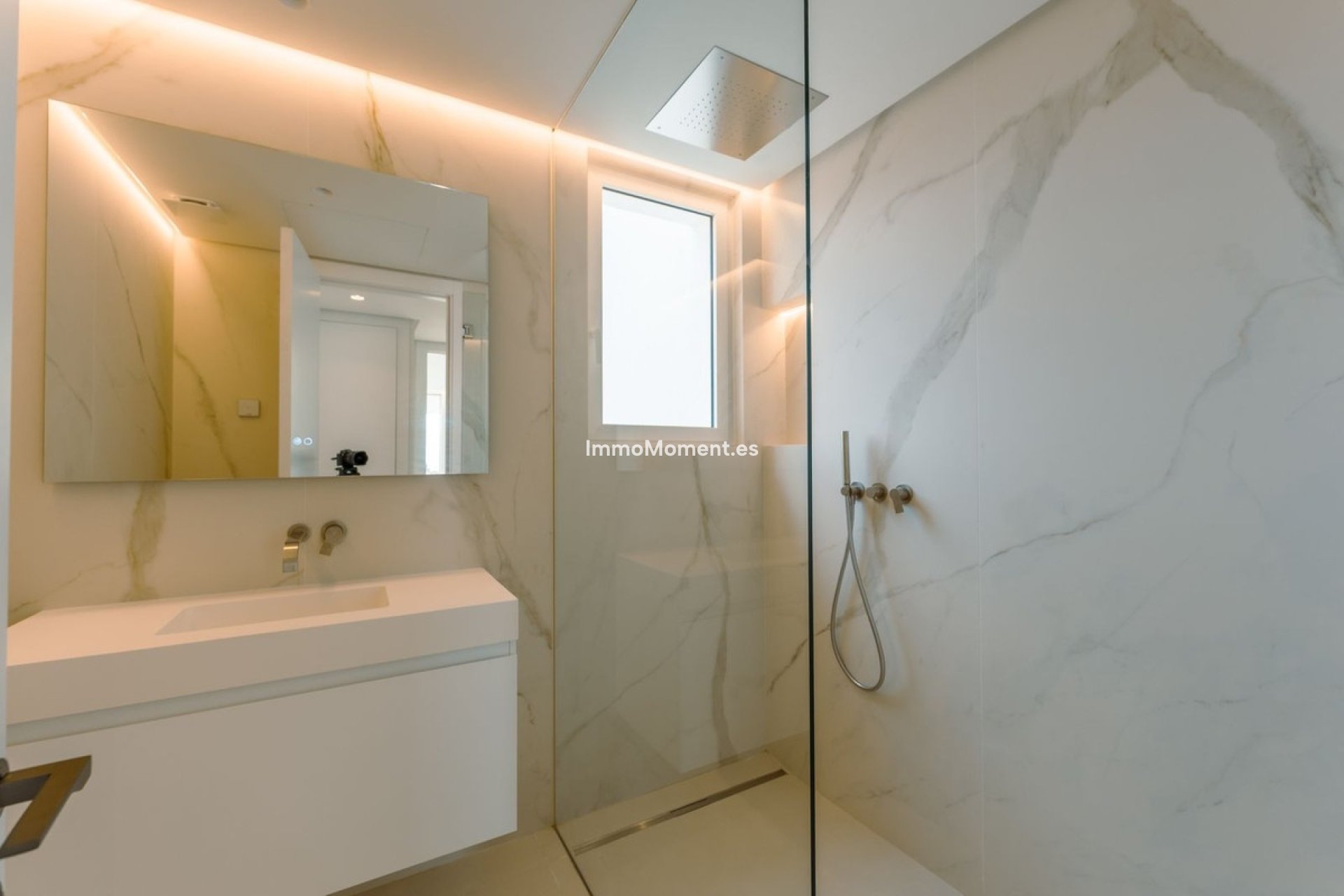 Resale - Apartment - Inland  - Ojén