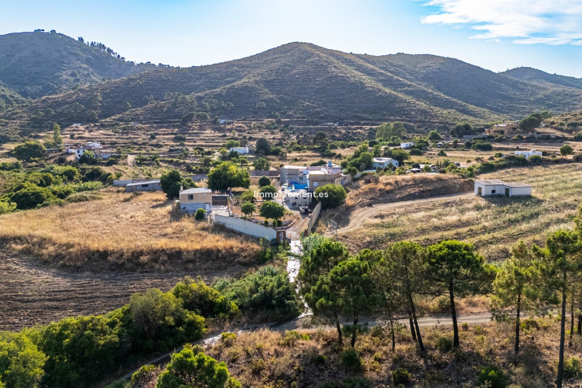 Resale - Apartment - Inland  - Ojén