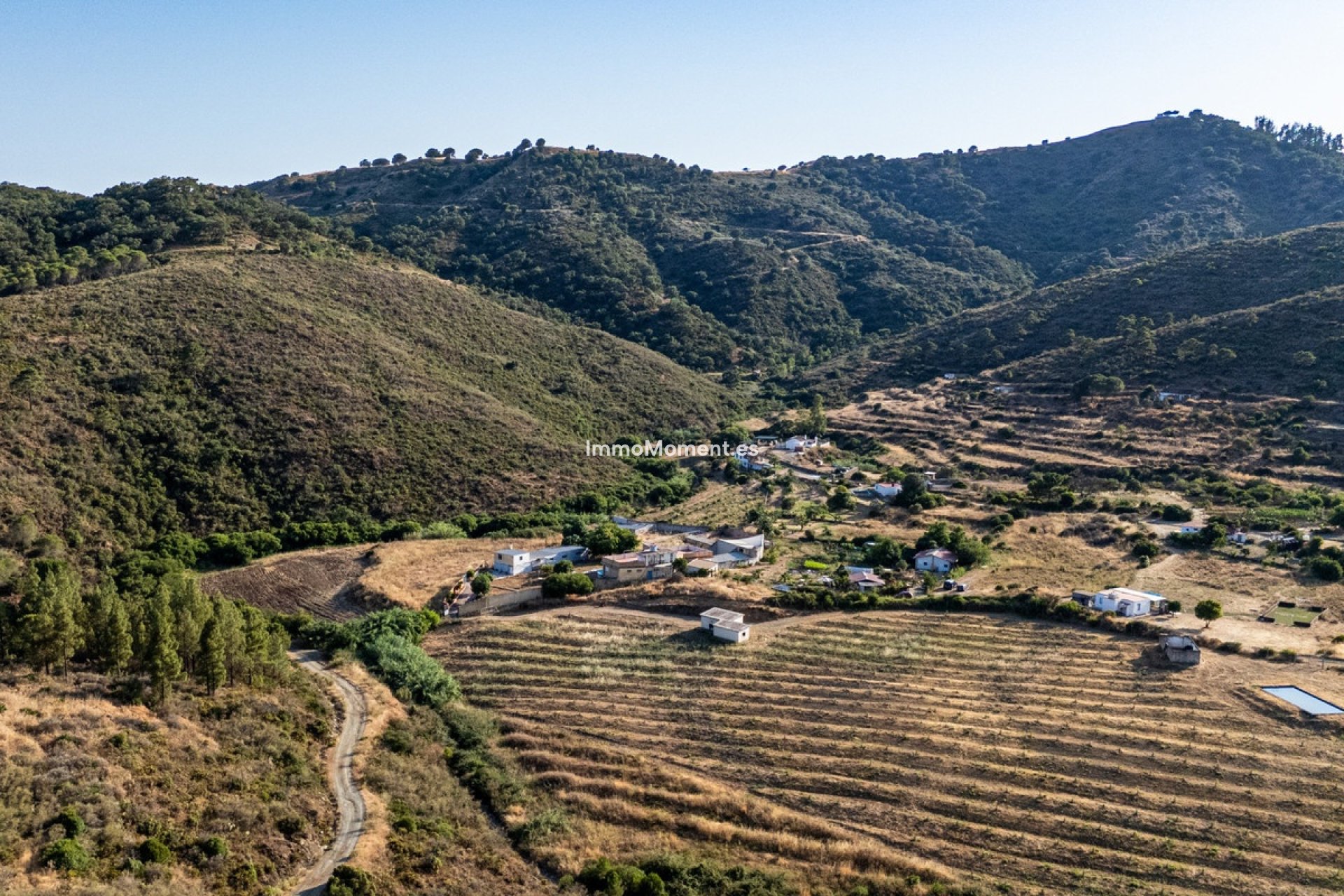 Resale - Apartment - Inland  - Ojén