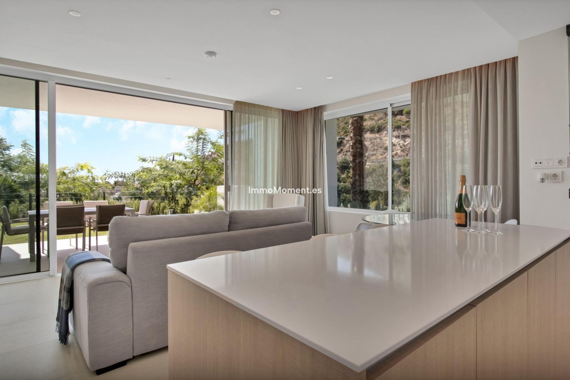 Resale - Apartment - Inland  - Ojén