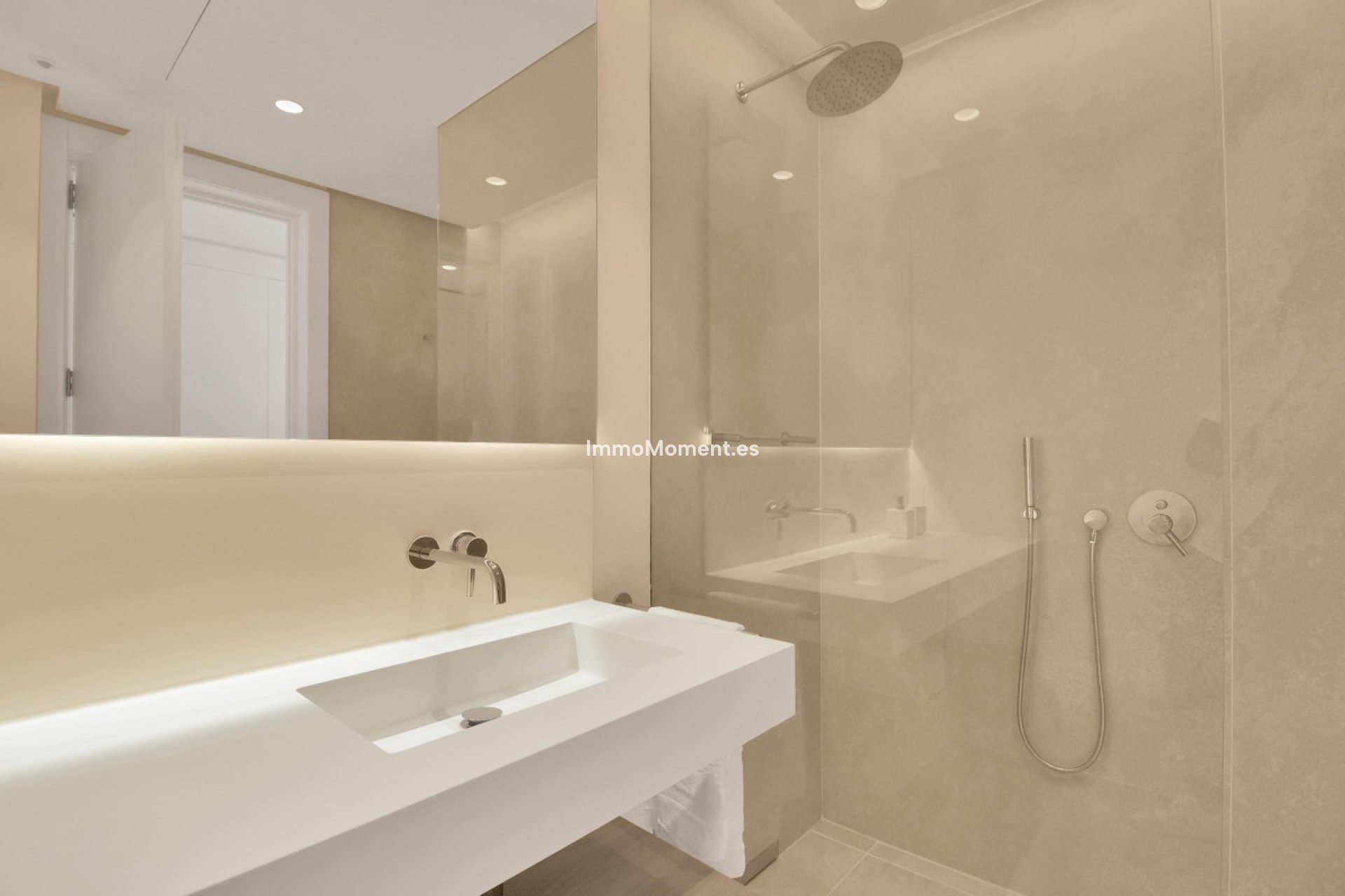 Resale - Apartment - Inland  - Ojén