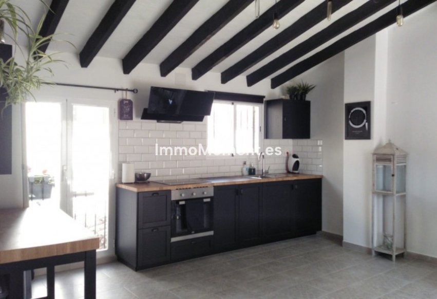 Resale - Apartment - La Nucía - La Nucia Centro