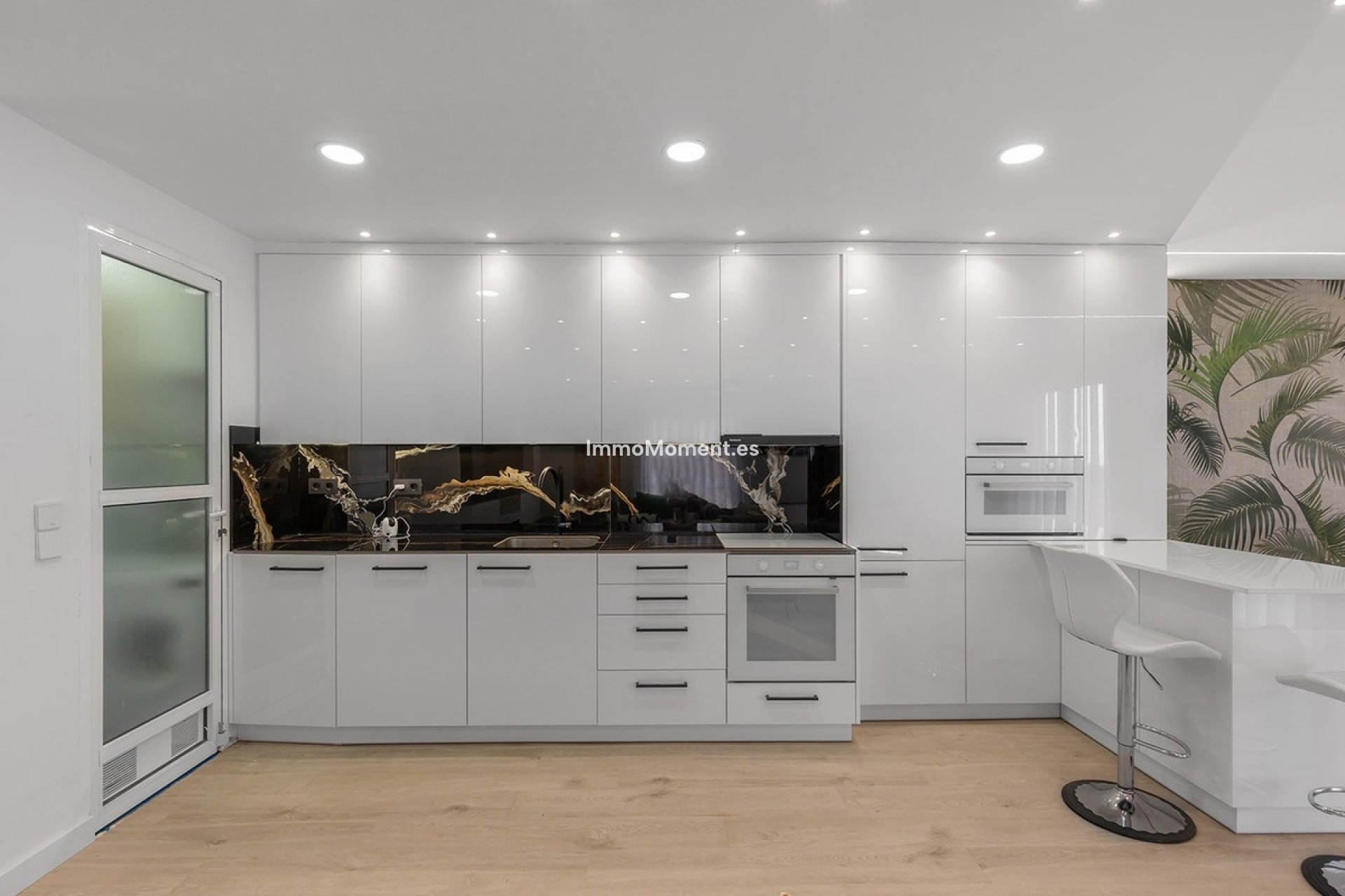 Resale - Apartment - Los Montesinos - Los Montesinos Centro