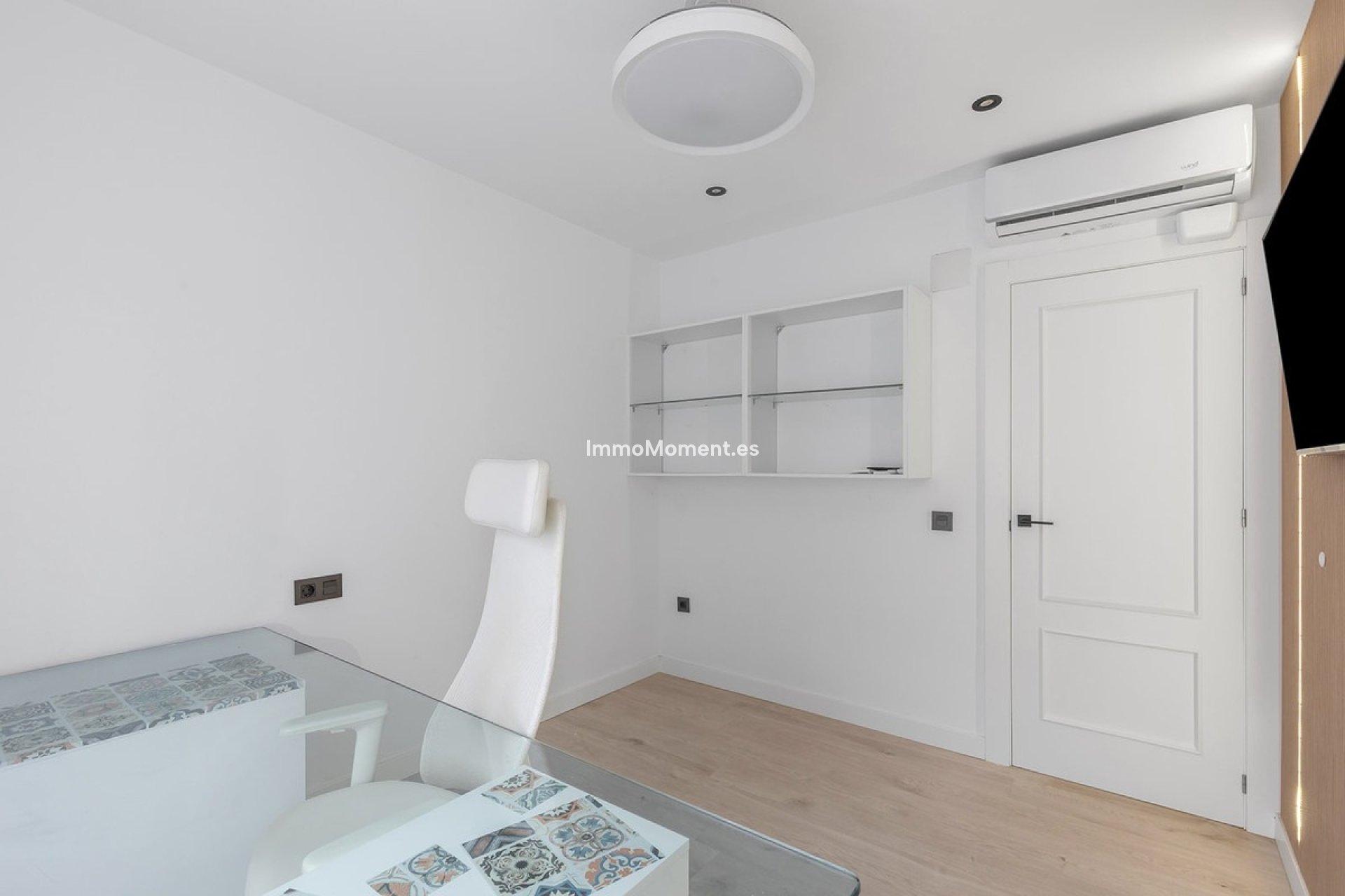 Resale - Apartment - Los Montesinos - Los Montesinos Centro