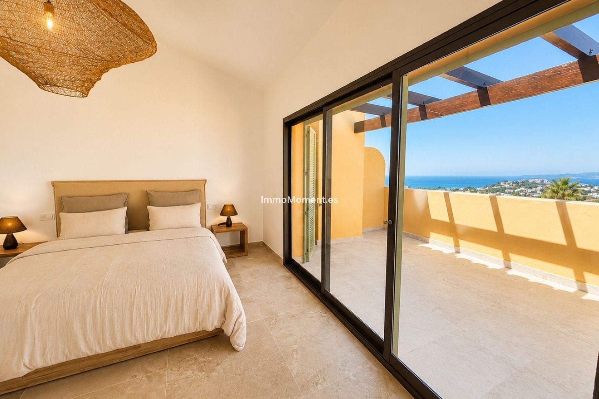 Resale - Apartment - Málaga - Benahavís