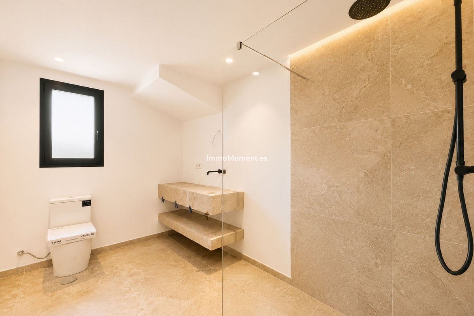 Resale - Apartment - Málaga - Benahavís