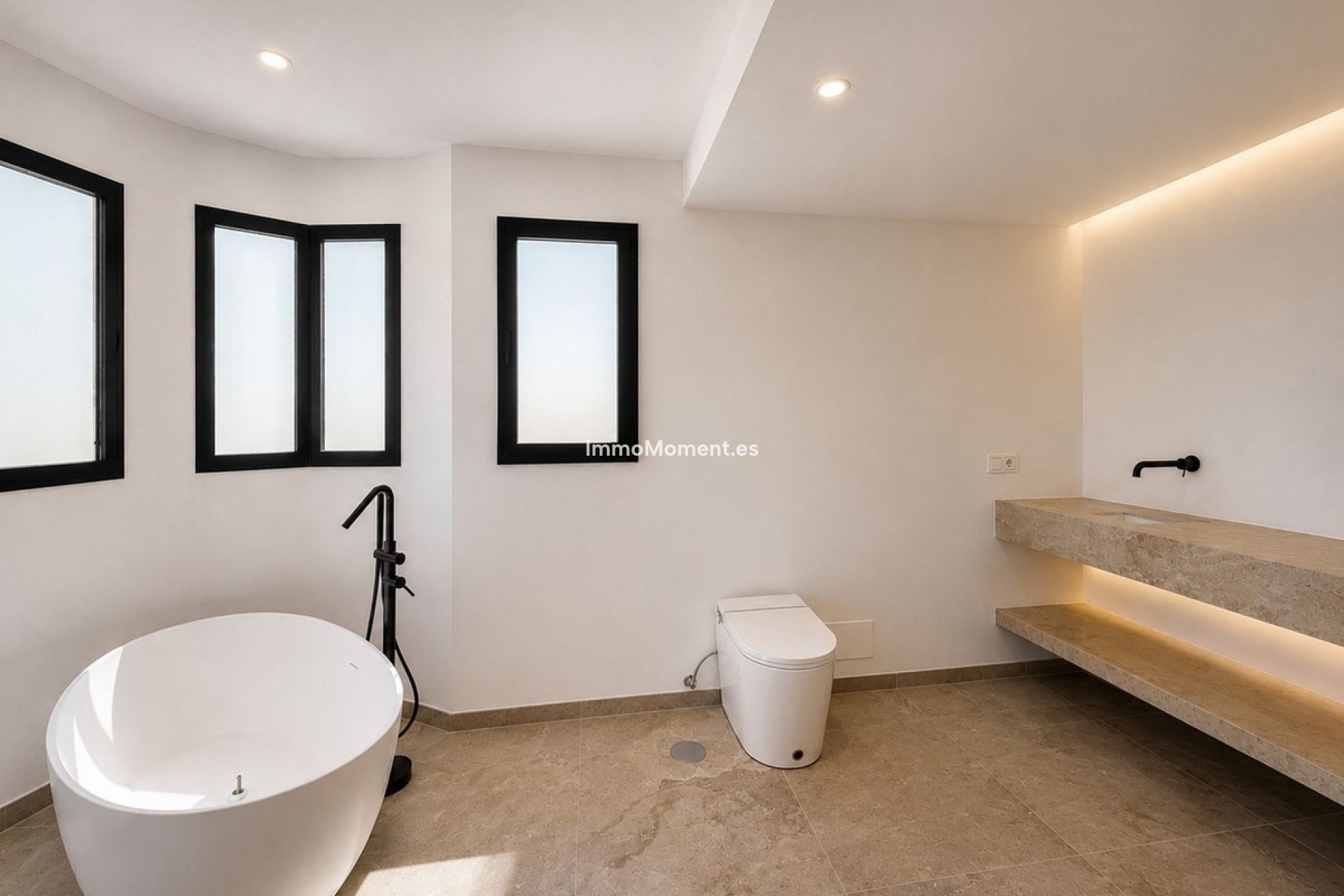 Resale - Apartment - Málaga - Benahavís