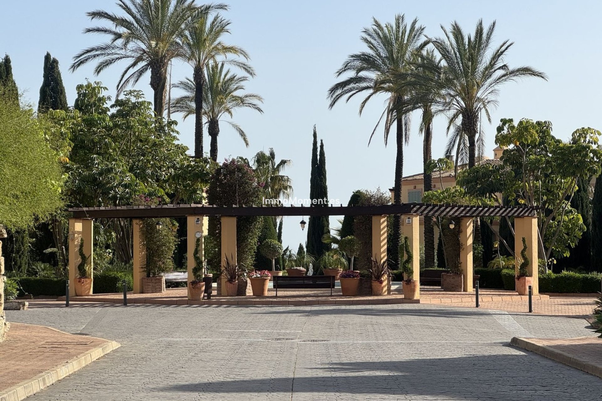 Resale - Apartment - Málaga - Benahavís