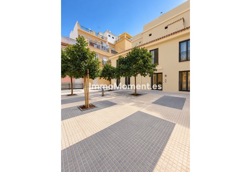 Resale - Apartment - Málaga - Centro Histórico