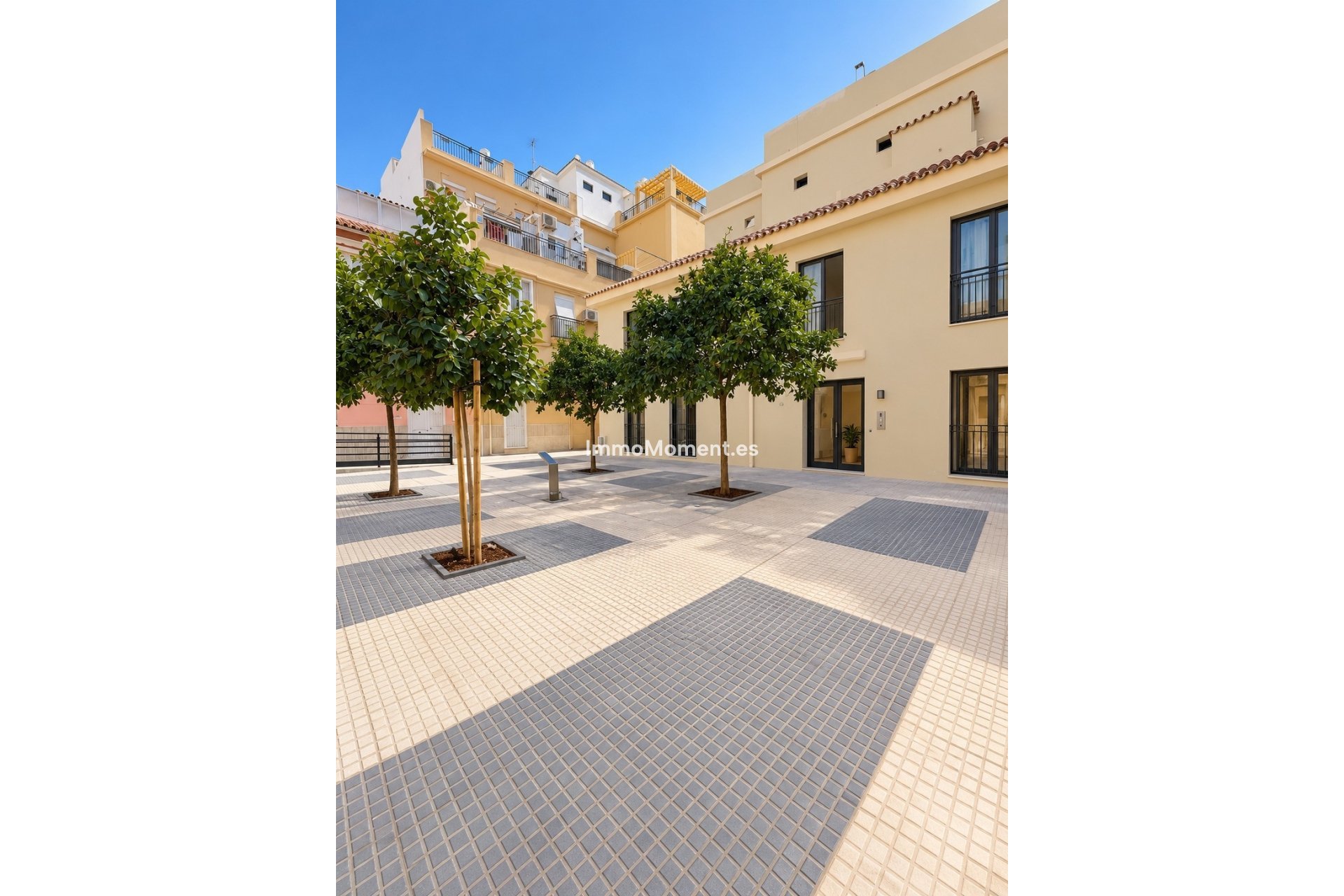 Resale - Apartment - Málaga - Centro Histórico
