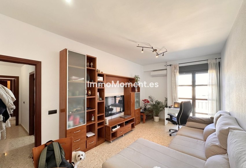 Resale - Apartment - Málaga - Centro Histórico