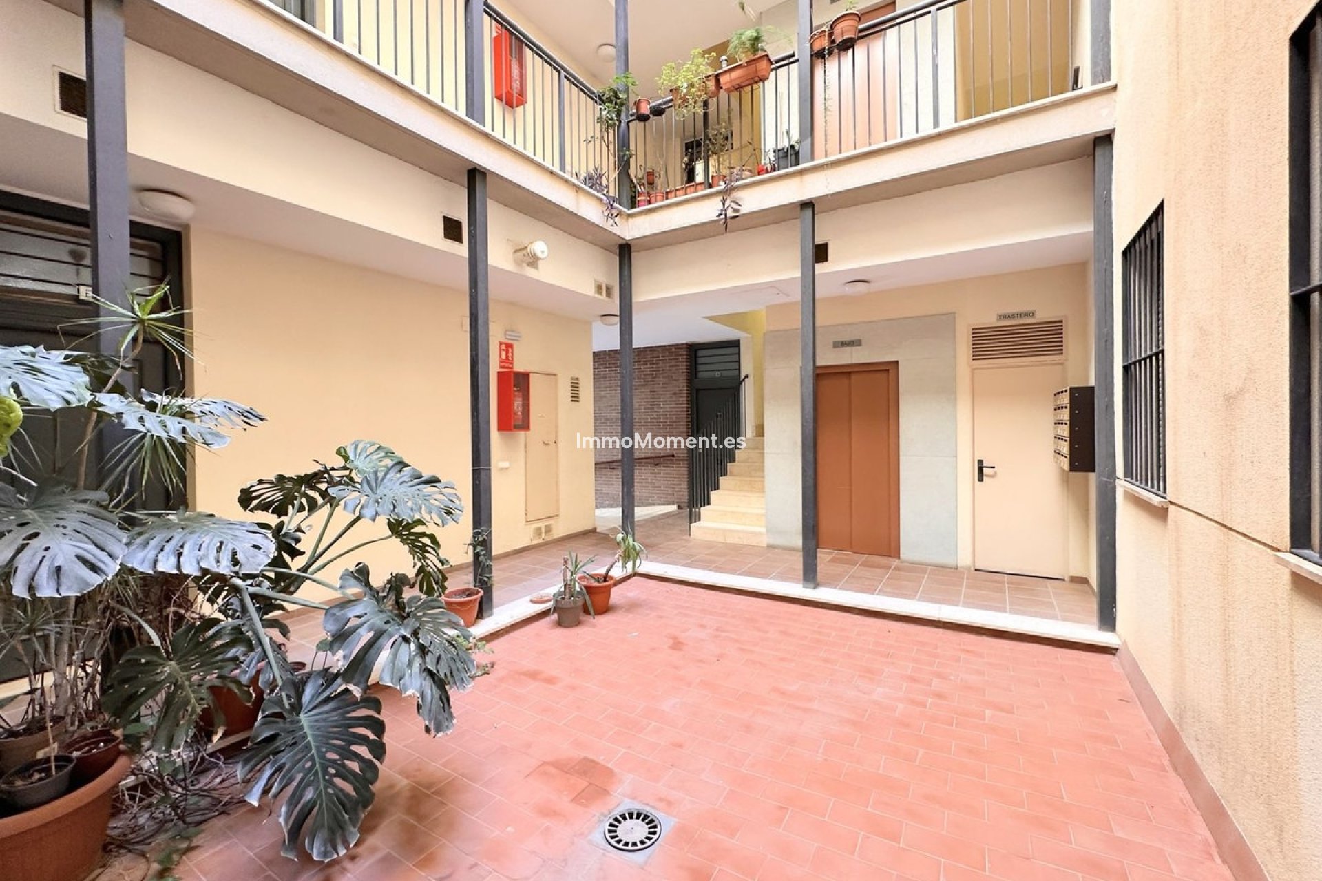 Resale - Apartment - Málaga - Centro Histórico
