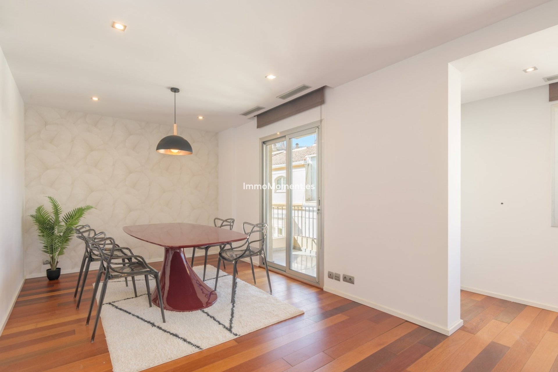 Resale - Apartment - Málaga - Centro Histórico