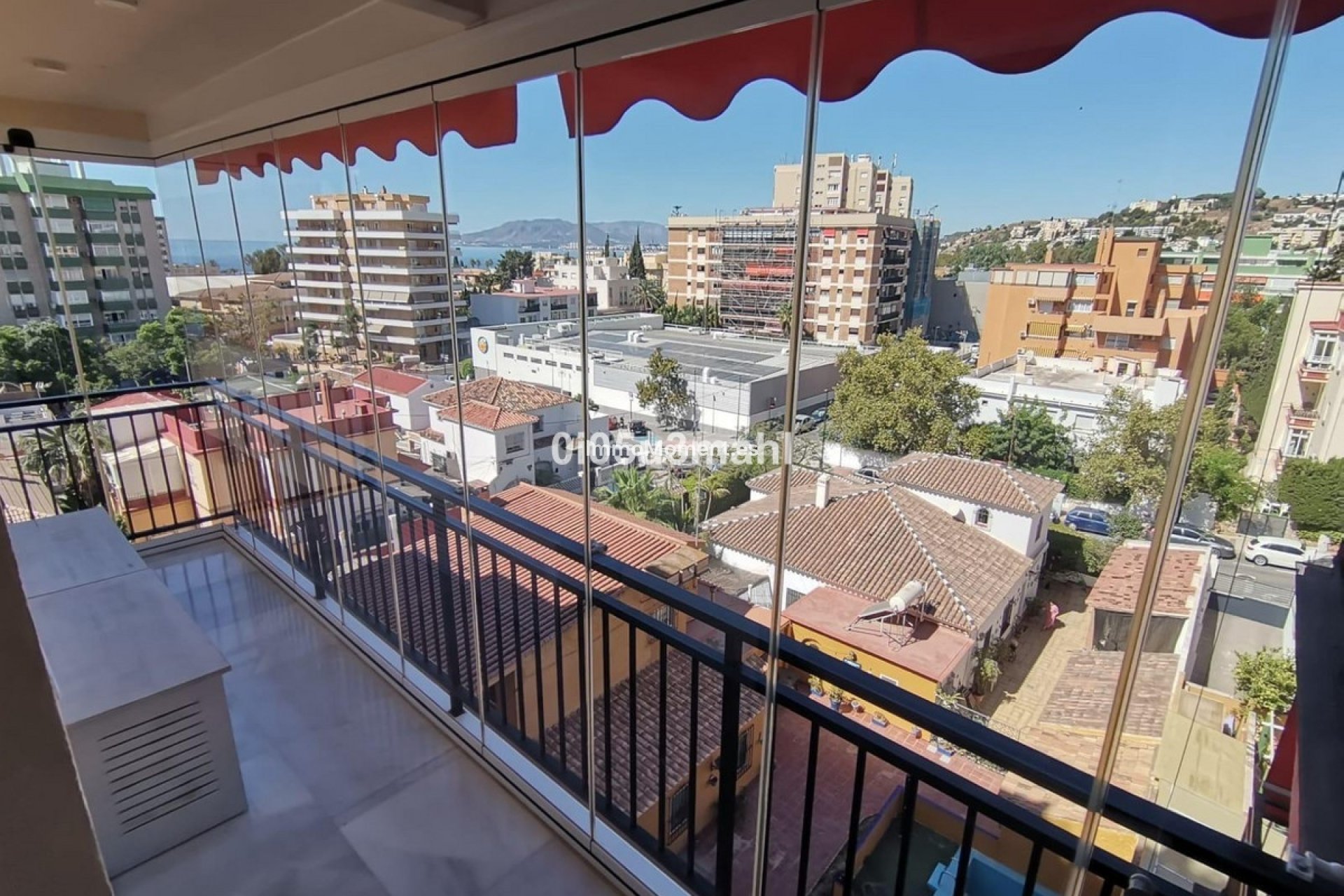 Resale - Apartment - Málaga - El Palo