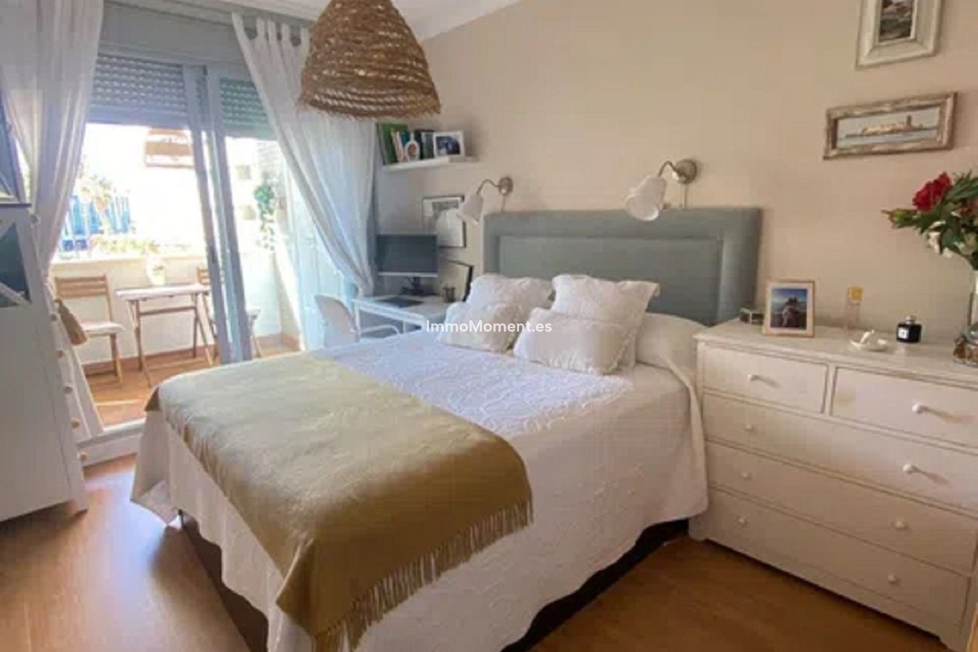 Resale - Apartment - Málaga - Málaga Centro