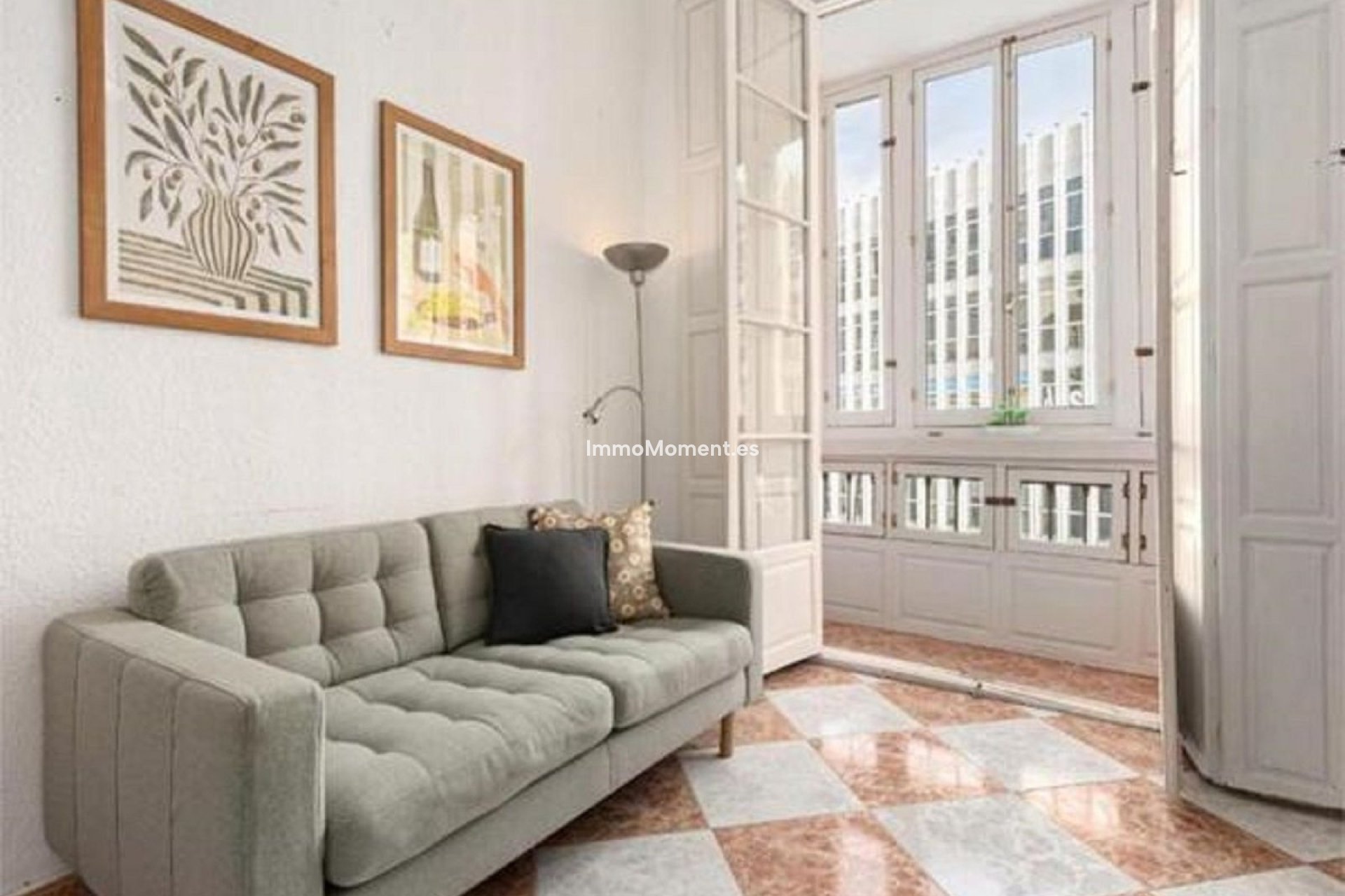 Resale - Apartment - Málaga - Málaga Centro