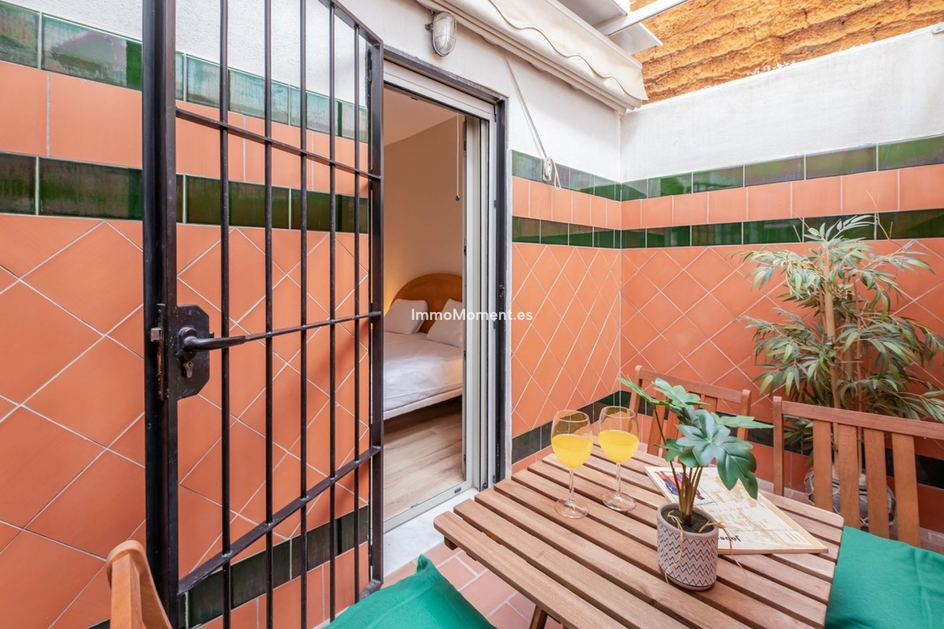 Resale - Apartment - Málaga - Málaga Centro