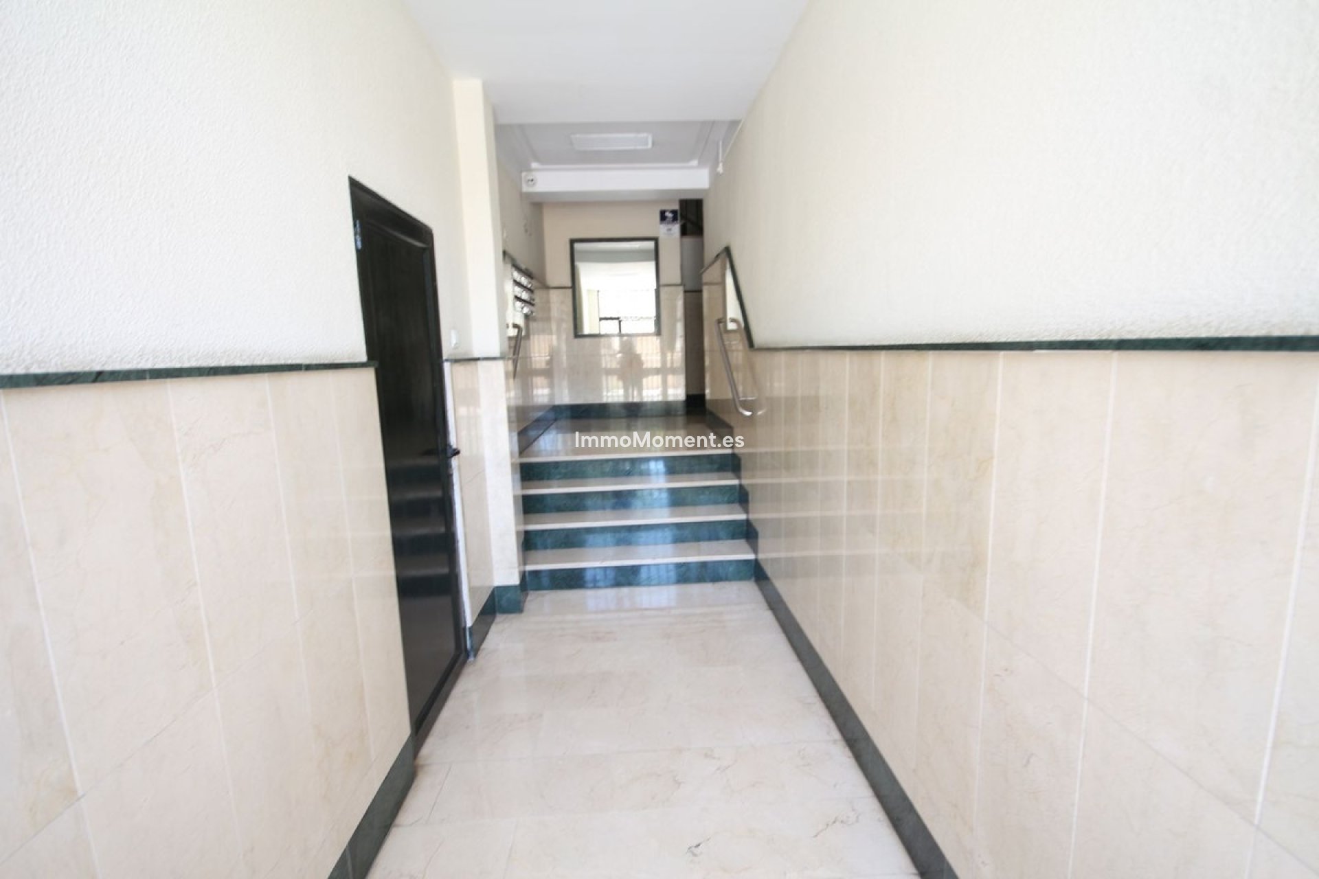 Resale - Apartment - Málaga - Málaga Centro