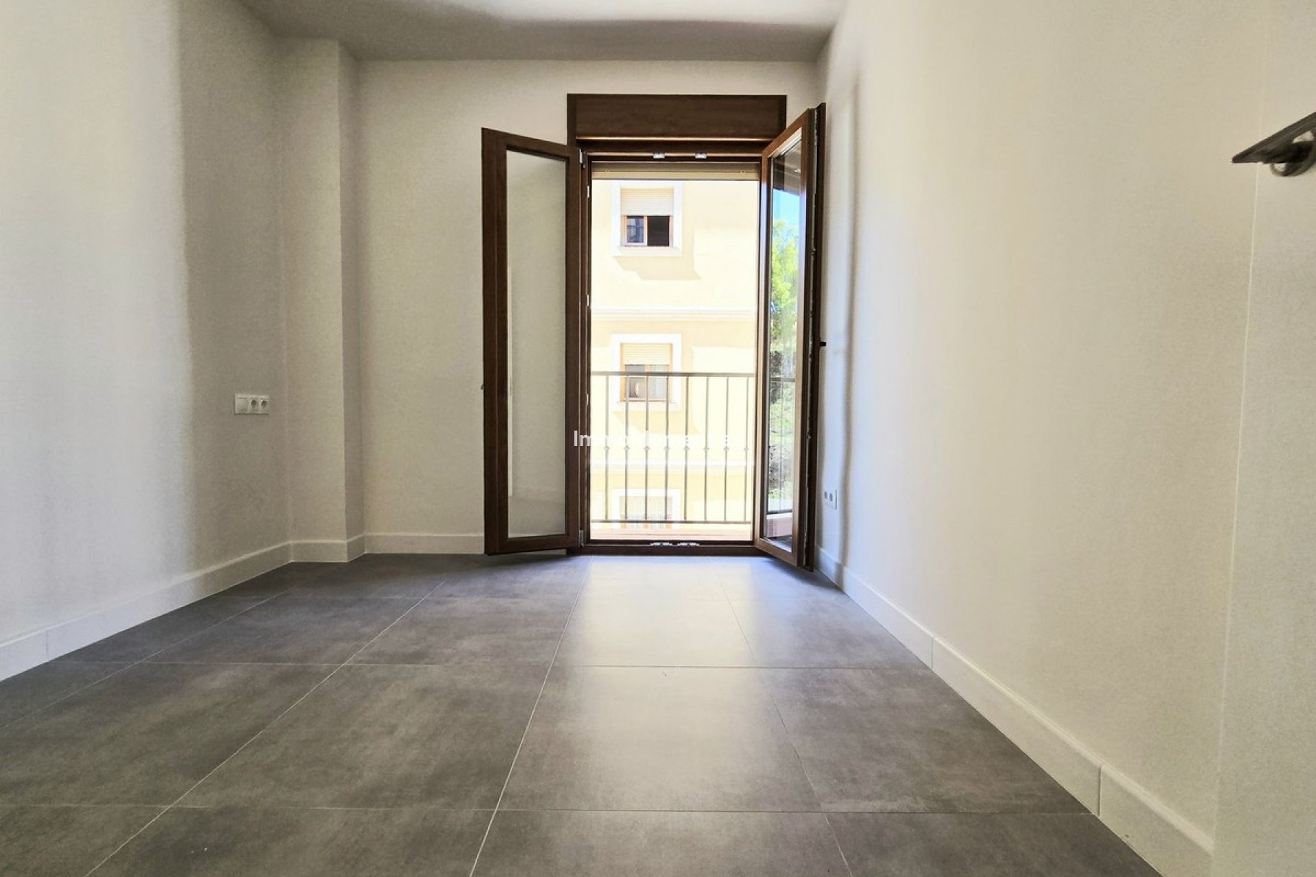 Resale - Apartment - Málaga - Málaga Centro