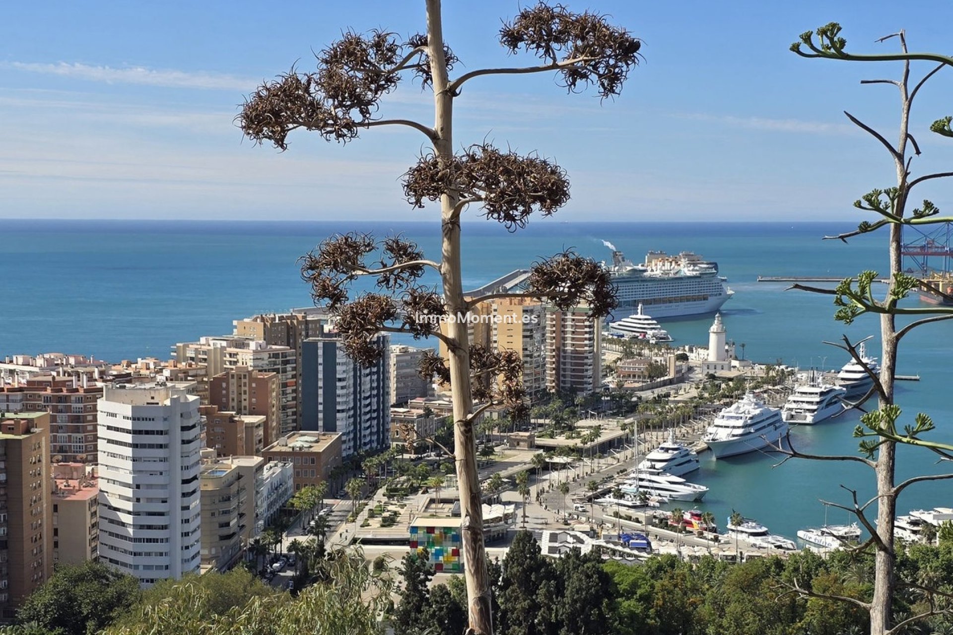 Resale - Apartment - Málaga - Málaga Centro