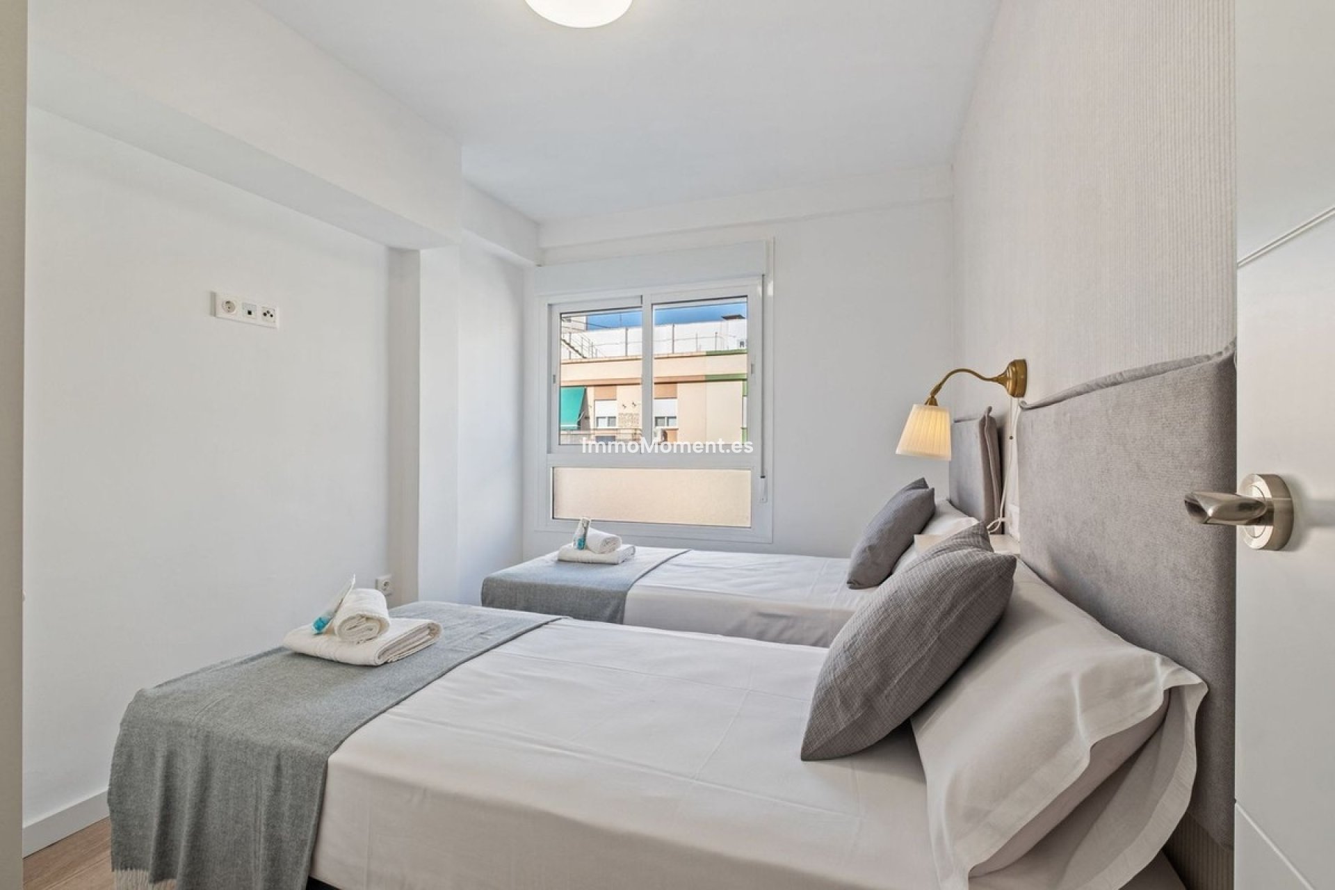 Resale - Apartment - Málaga - Málaga Centro
