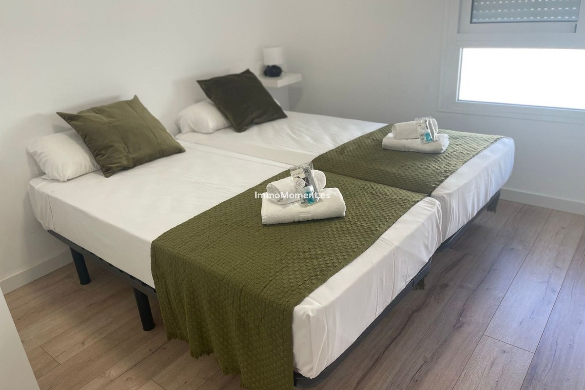 Resale - Apartment - Málaga - Málaga Centro