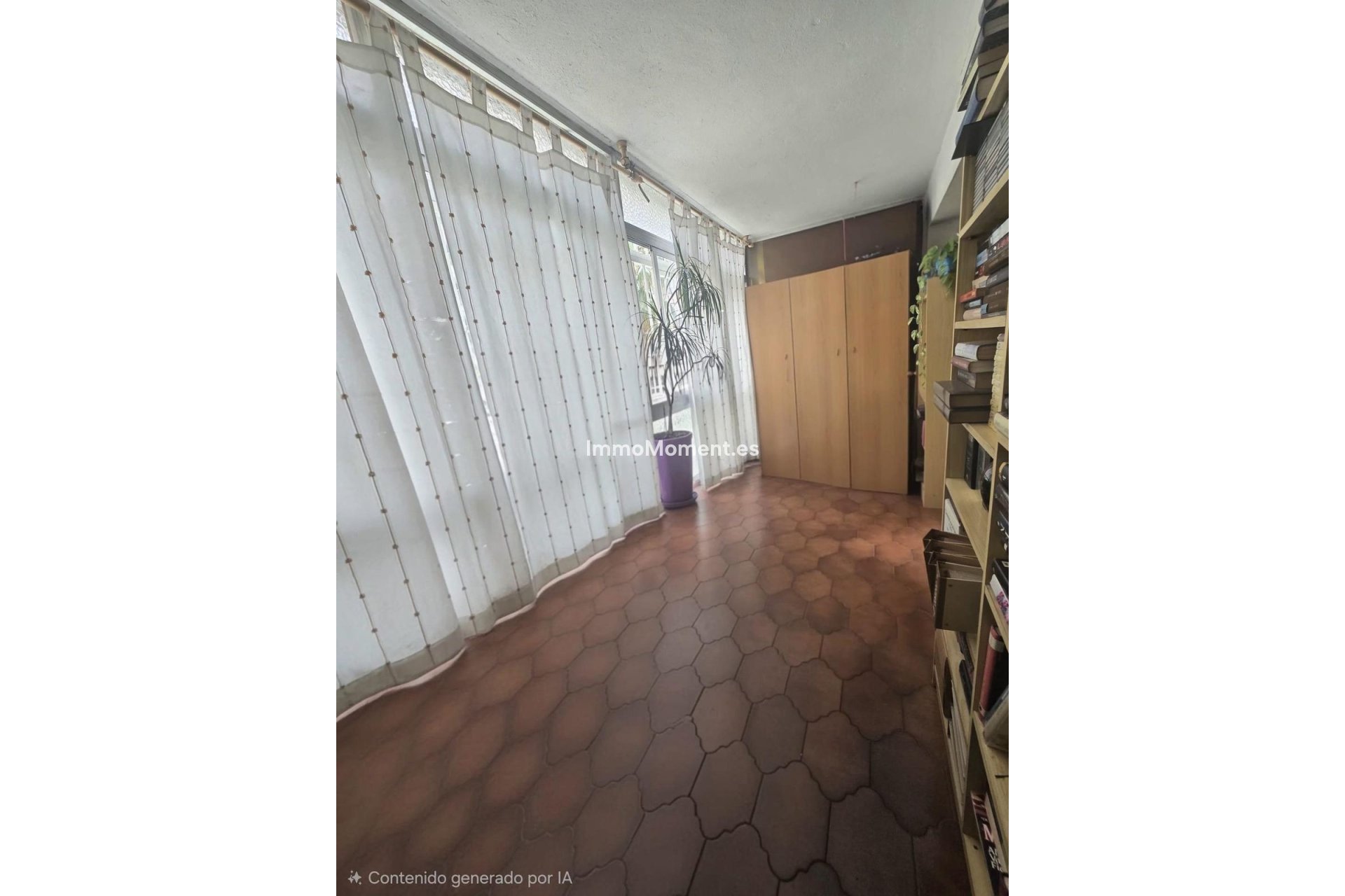 Resale - Apartment - Málaga - Málaga Centro