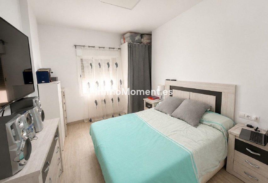 Resale - Apartment - Málaga - Málaga Centro