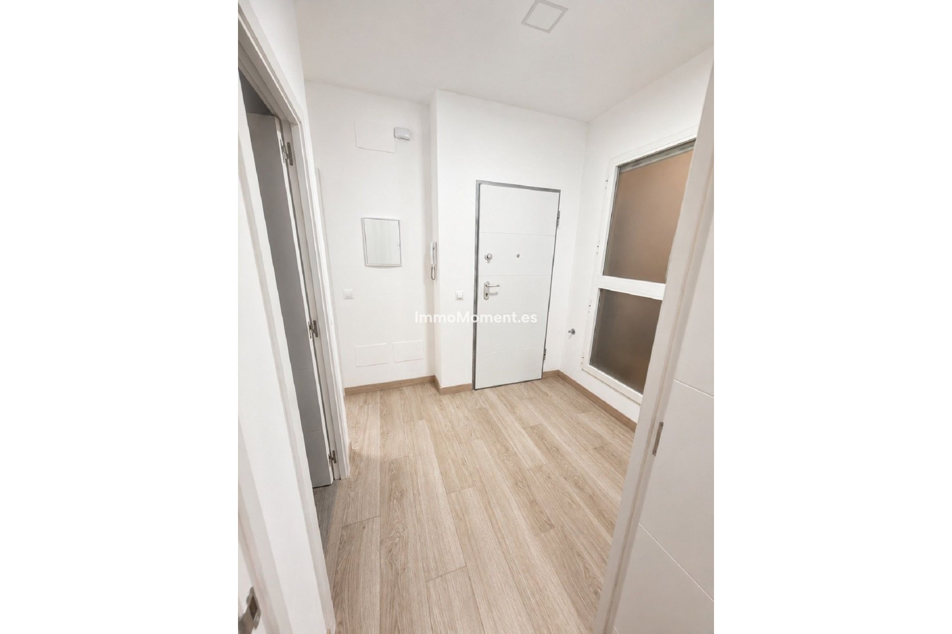 Resale - Apartment - Málaga - Málaga Centro