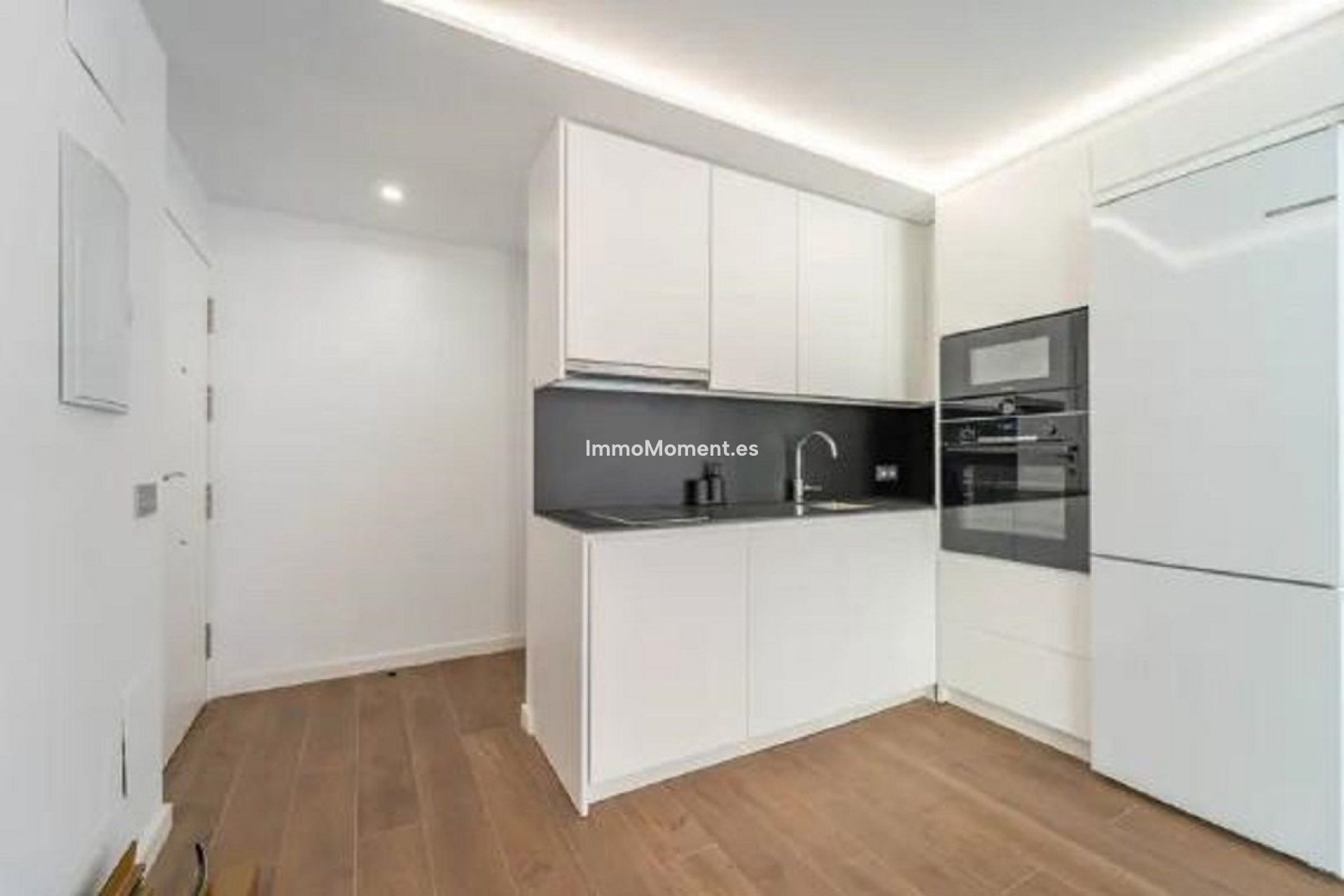 Resale - Apartment - Málaga - Málaga Este