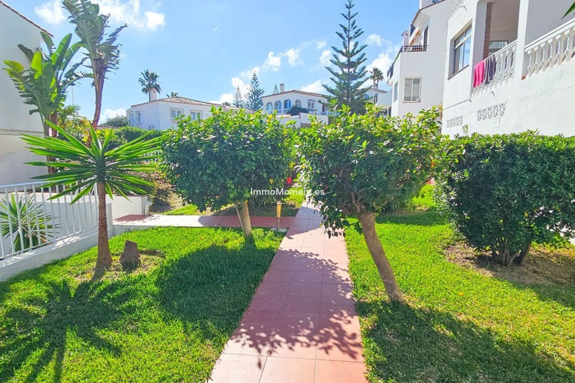 Resale - Apartment - Manilva - La Duquesa