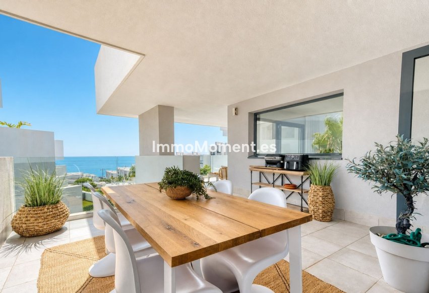 Resale - Apartment - Manilva - La Duquesa